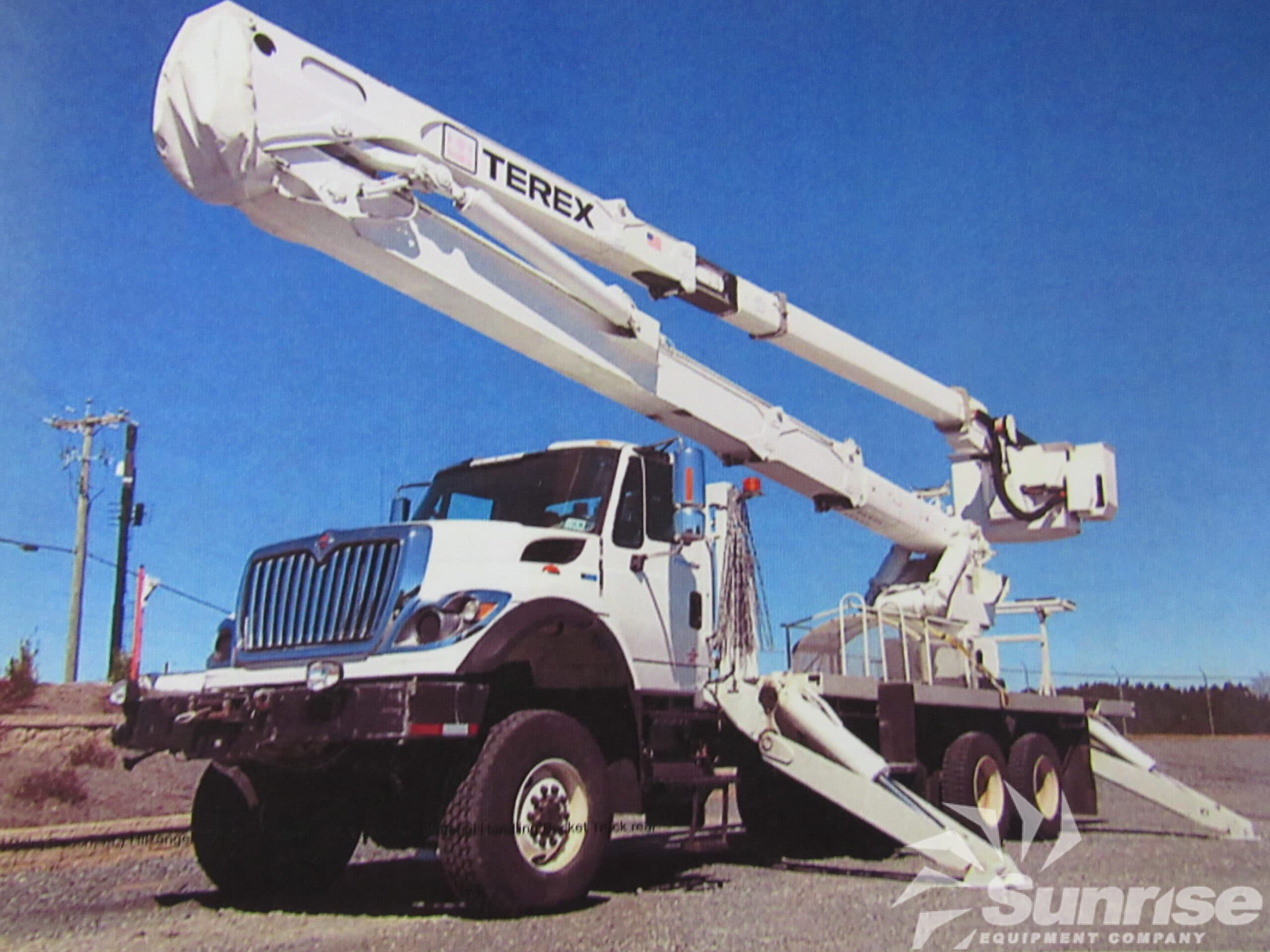 110' TEREX HIRANGER TM105 ARTICULATING & TELESCOPIC MATERIAL HANDLING