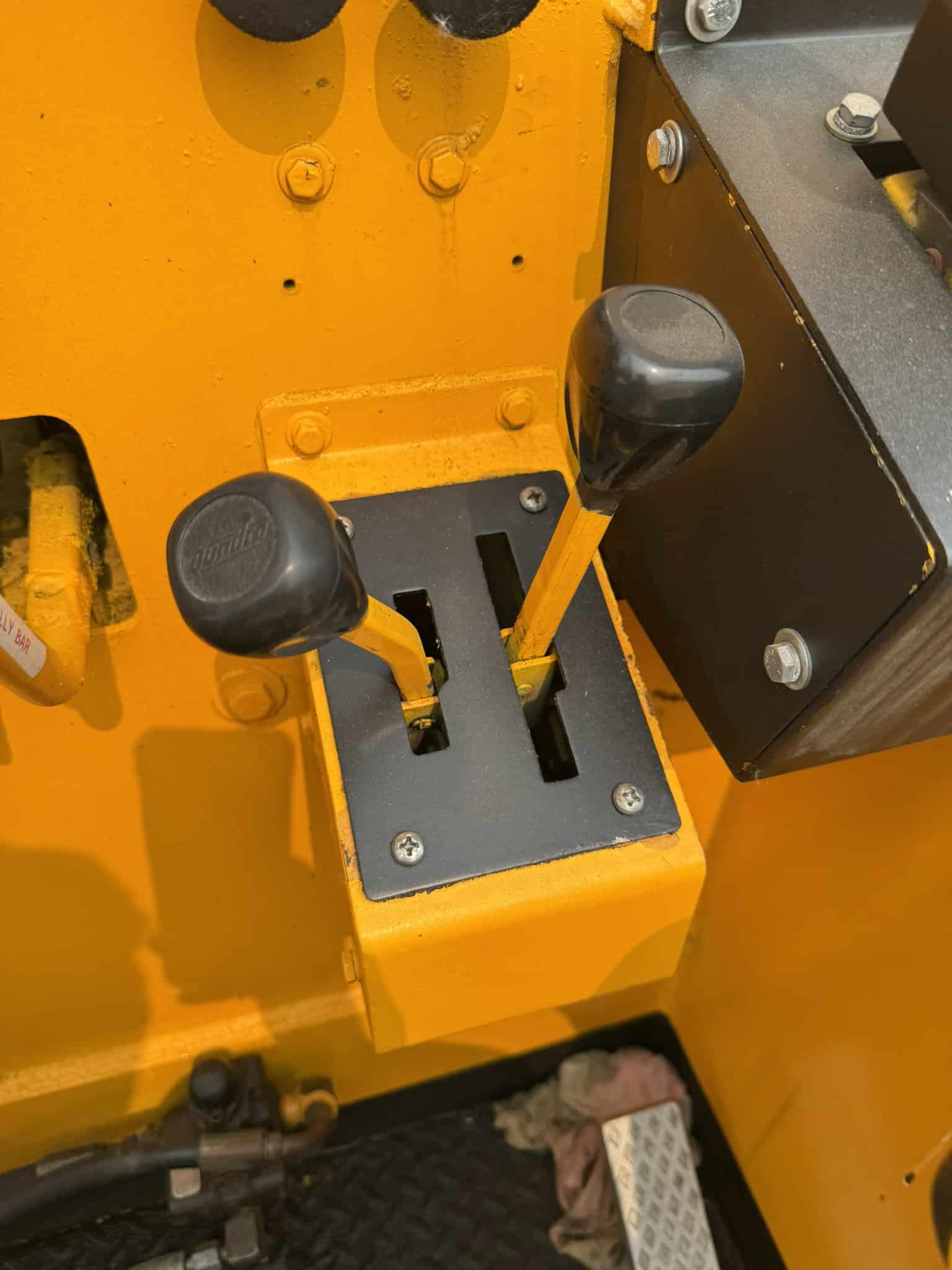 60' Watson 2500CM Tracked Pressure Digger - Image 14