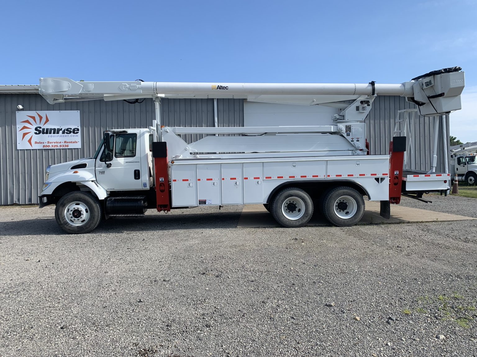 Bucket Trucks for Sale Bucket Rentals Sunrise Equipment