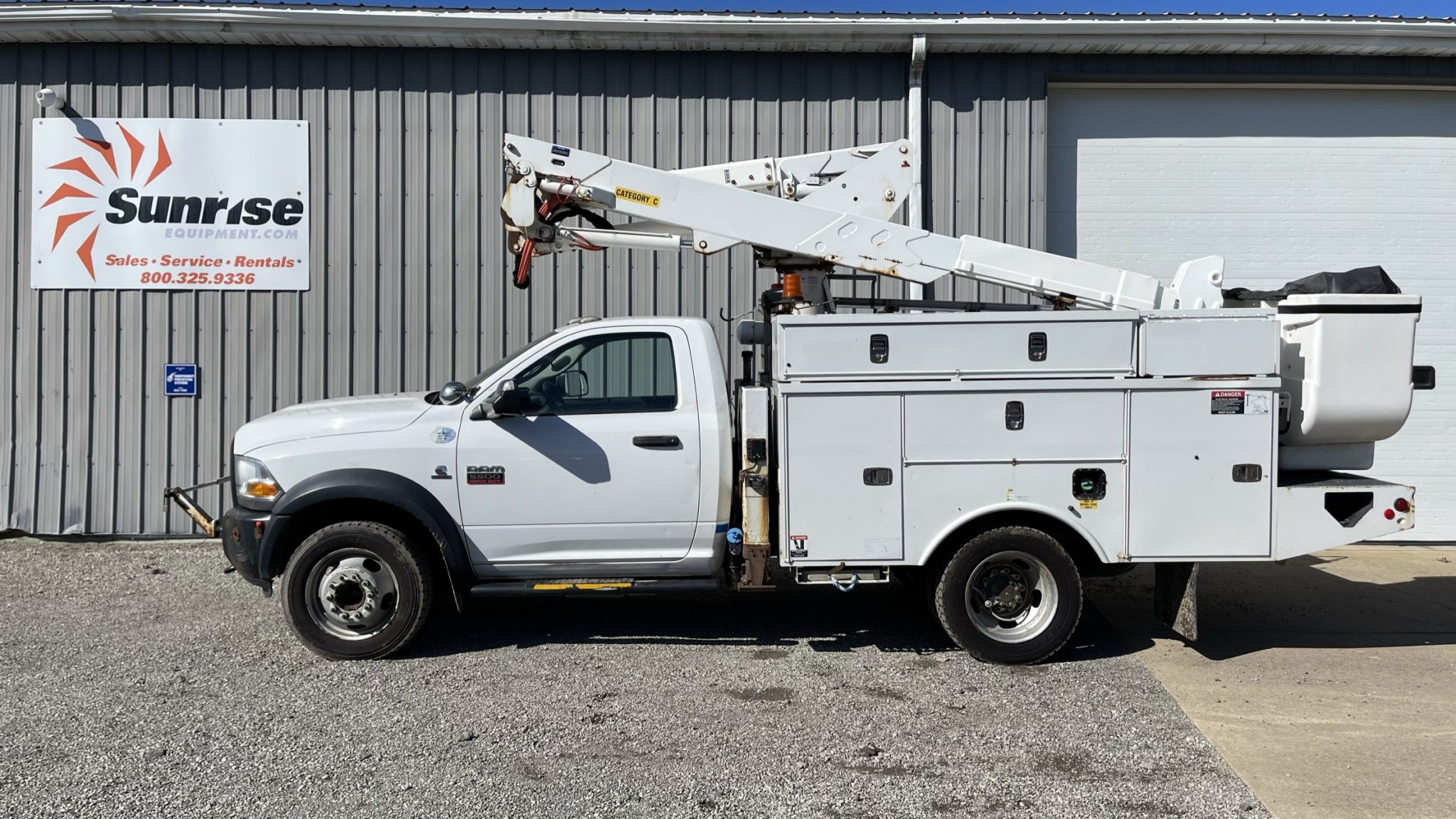 Used Bucket Trucks For Sale 30 To 45 Feet Sunrise Equipment
