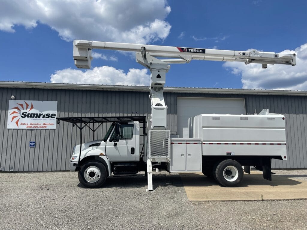 Bucket Trucks for Sale Bucket Rentals Sunrise Equipment