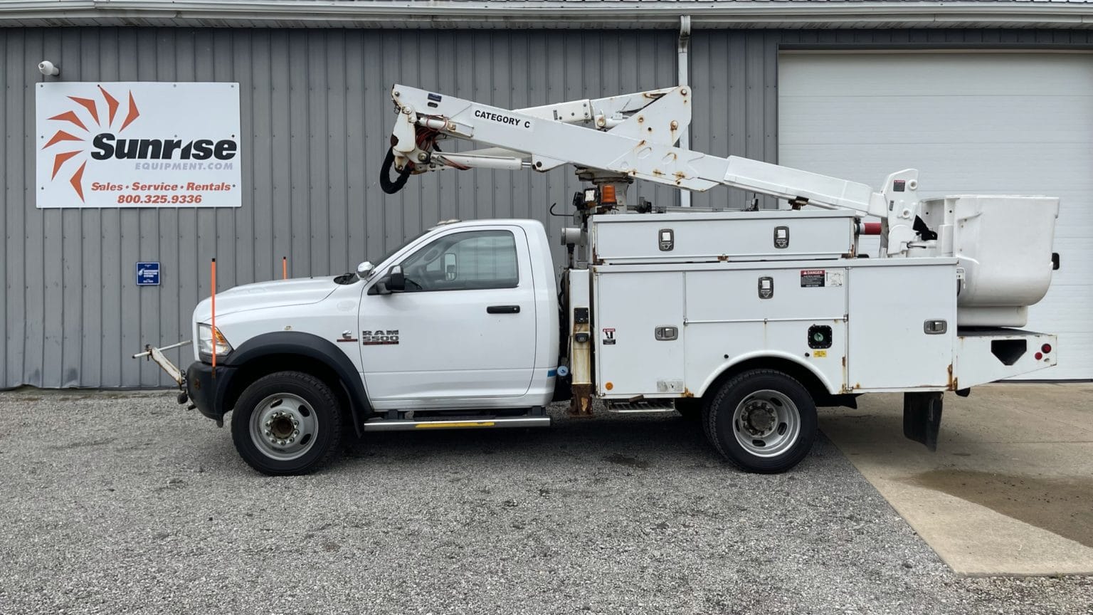 Used Bucket Trucks For Sale 30 To 45 Feet Sunrise Equipment