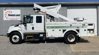 45' ALTEC TA40 on a 2009 INTERNATIONAL 4300 EXTENDED CAB HYBRID CHASSIS