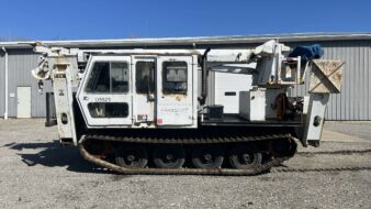 45' ALTEC D845A-TR DIGGER DERRICK ON A BOMBARDIER GO-TRACT