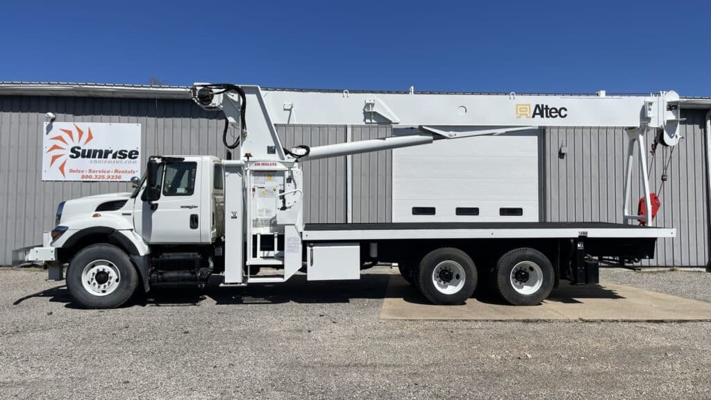 Bucket Trucks for Sale | Bucket Rentals | Sunrise Equipment
