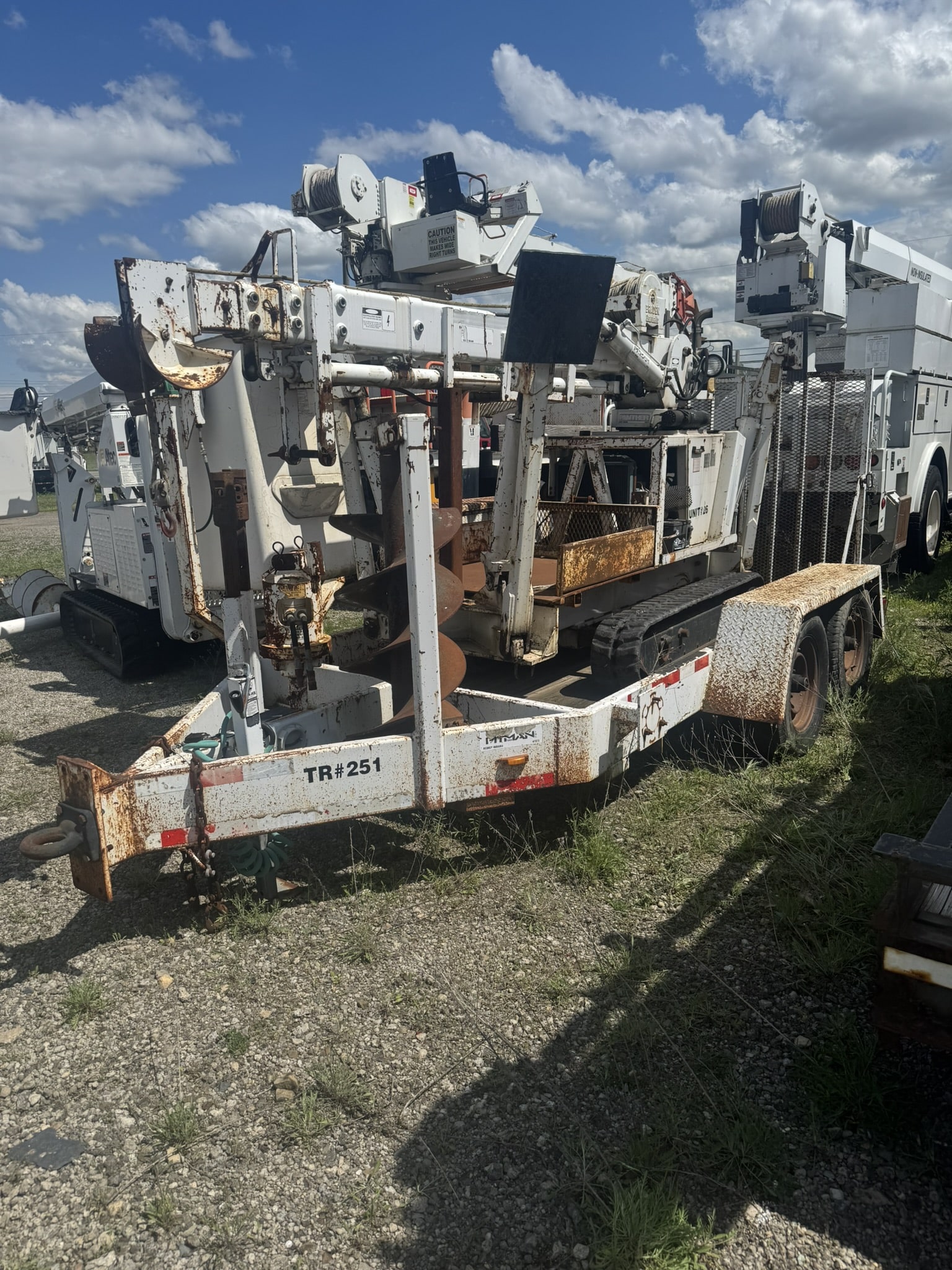 25' PITMAN HYDRALIFT 4000T DIGGER DERRICK ON A PITMAN PANTHER ALL-TERRAIN TRACK MACHINE - Image 19