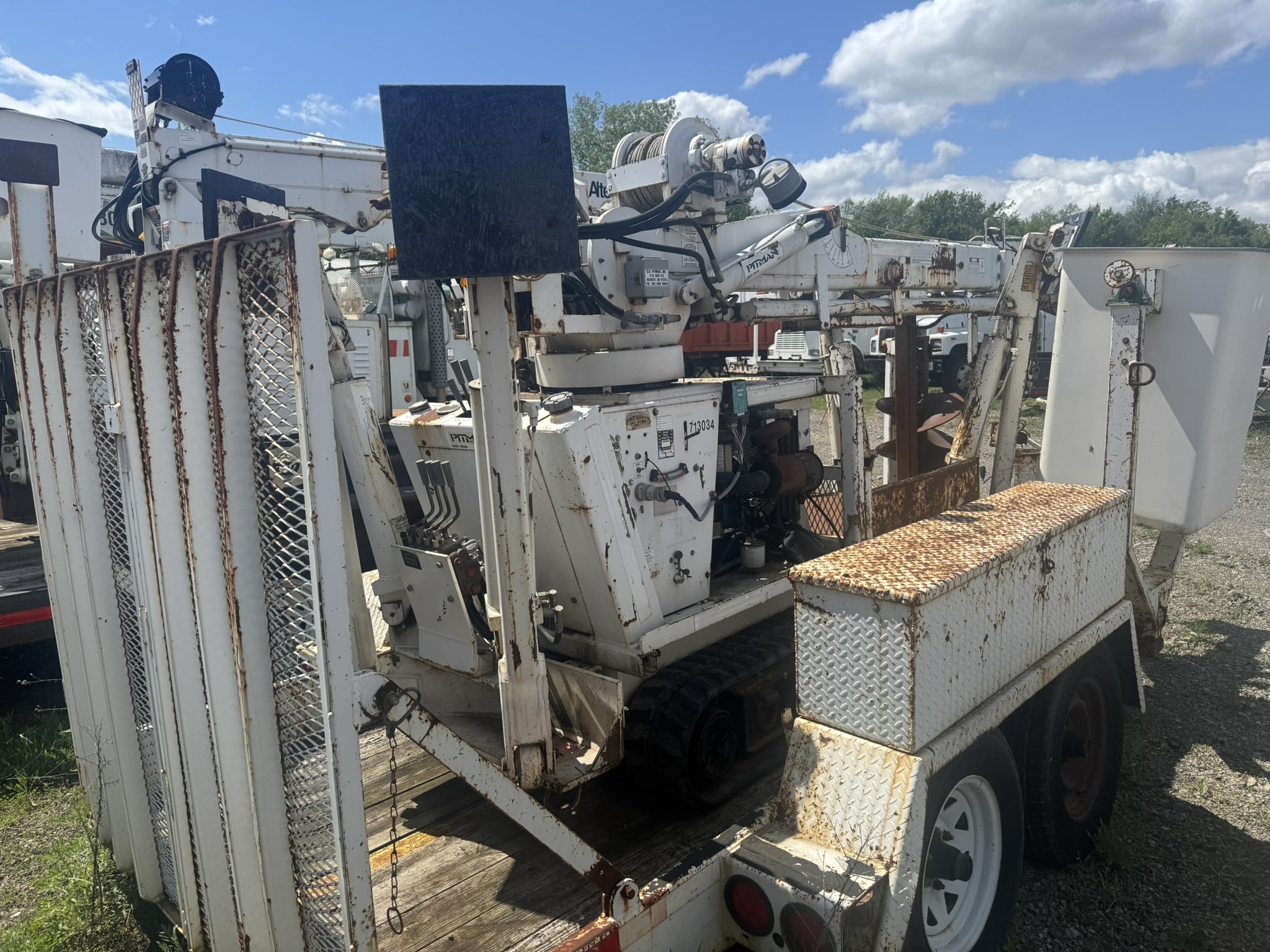 25' PITMAN HYDRALIFT 4000T DIGGER DERRICK ON A PITMAN PANTHER ALL-TERRAIN TRACK MACHINE - Image 41
