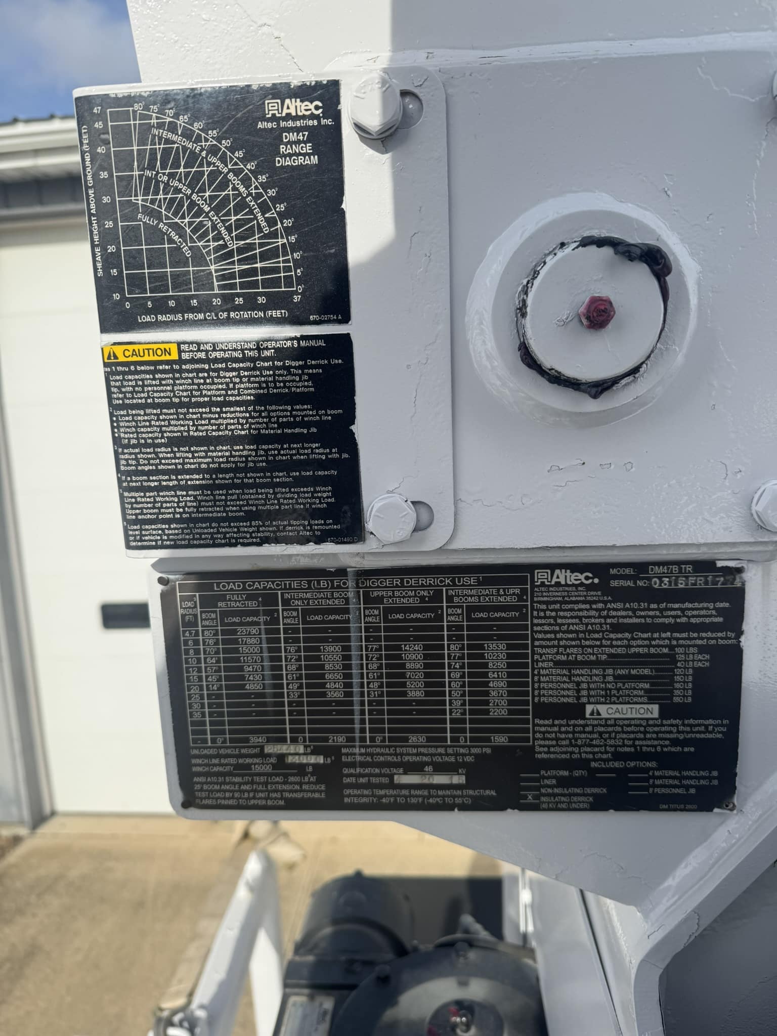 47' ALTEC DM47B-TR ON 2016 FREIGHTLINER M2 106 CHASSIS - Image 29