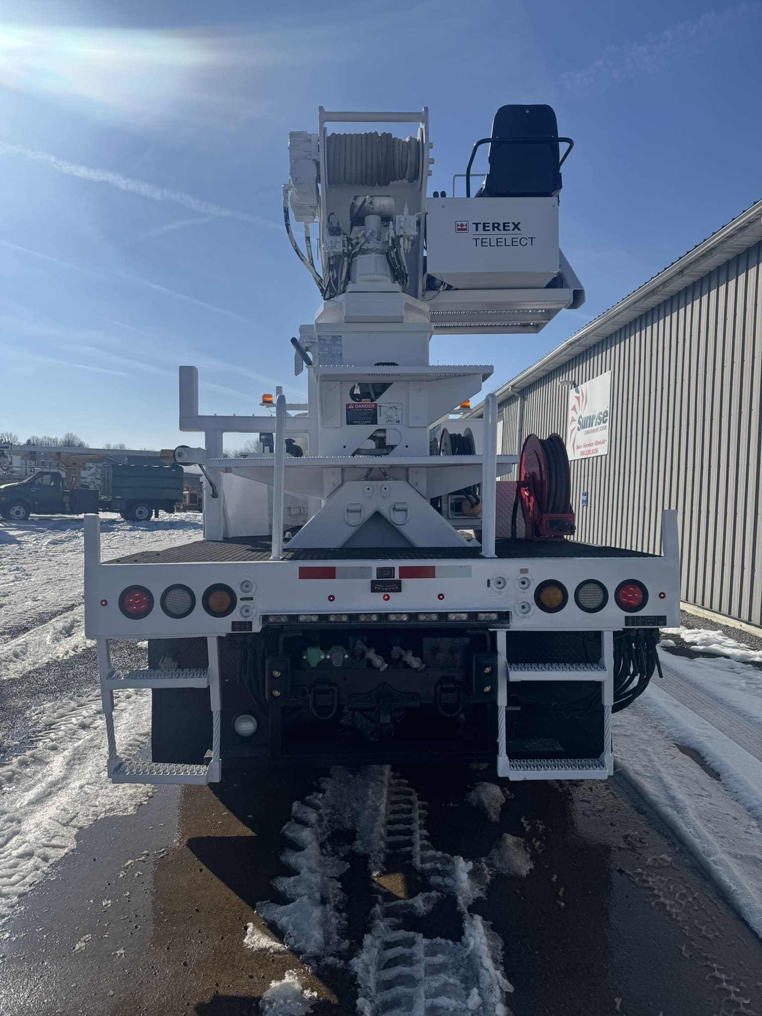 50' TEREX COMMANDER C5050 ON 2012 INTERNATIONAL 7600 SBA 6X4 CHASSIS WITH VANAIR AIR COMPRESSOR - Image 10