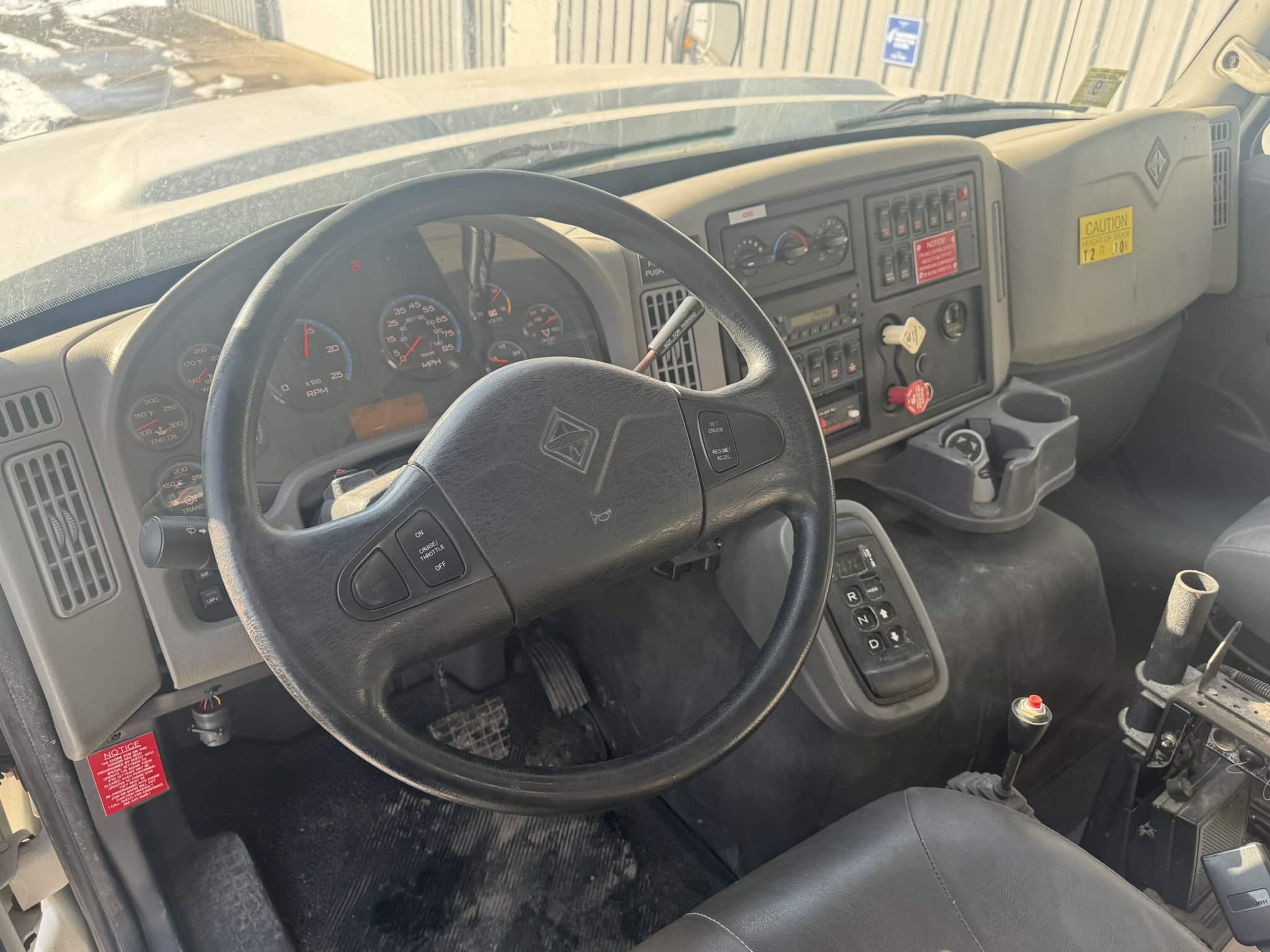 50' TEREX COMMANDER C5050 ON 2012 INTERNATIONAL 7600 SBA 6X4 CHASSIS WITH VANAIR AIR COMPRESSOR - Image 12