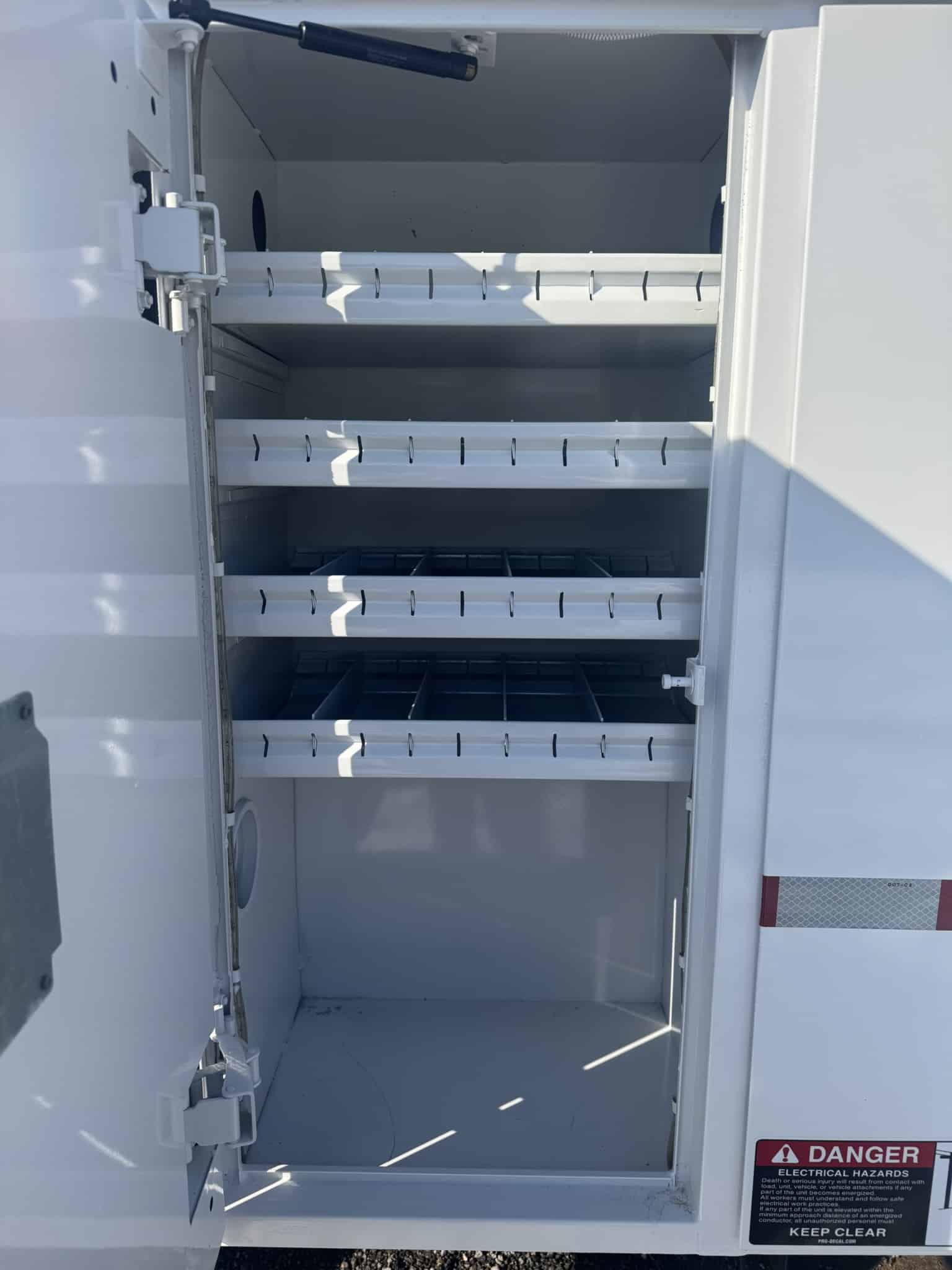 50' TEREX COMMANDER C5050 ON 2012 INTERNATIONAL 7600 SBA 6X4 CHASSIS WITH VANAIR AIR COMPRESSOR - Image 21