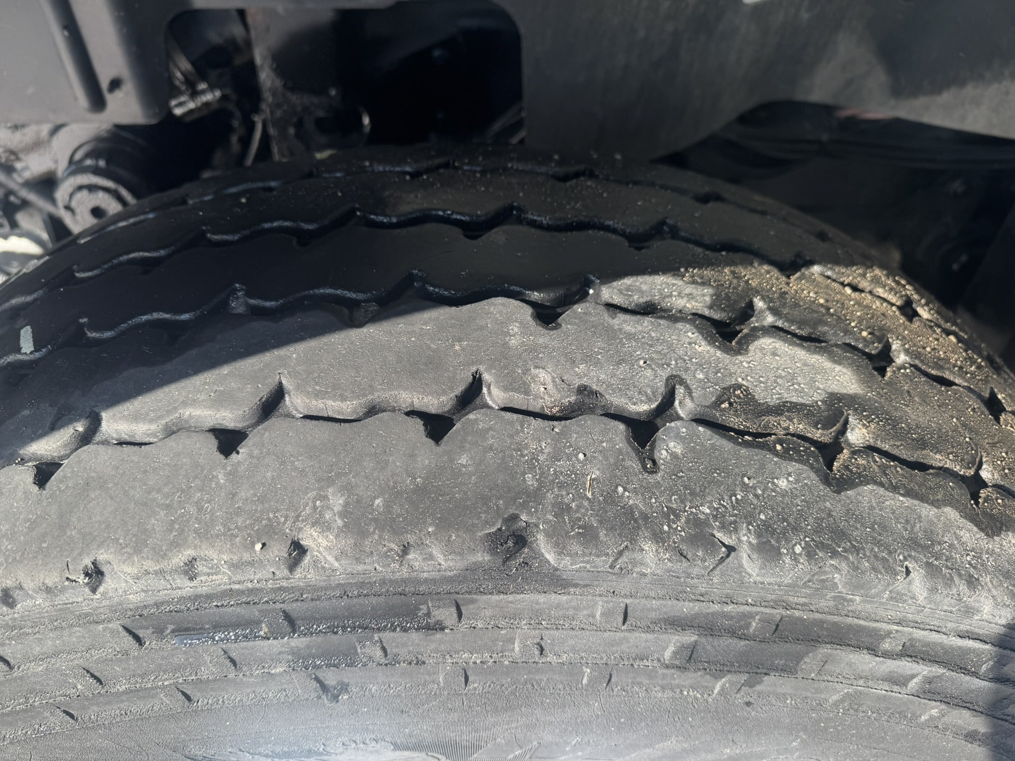 50' TEREX COMMANDER C5050 ON 2012 INTERNATIONAL 7600 SBA 6X4 CHASSIS WITH VANAIR AIR COMPRESSOR - Image 32