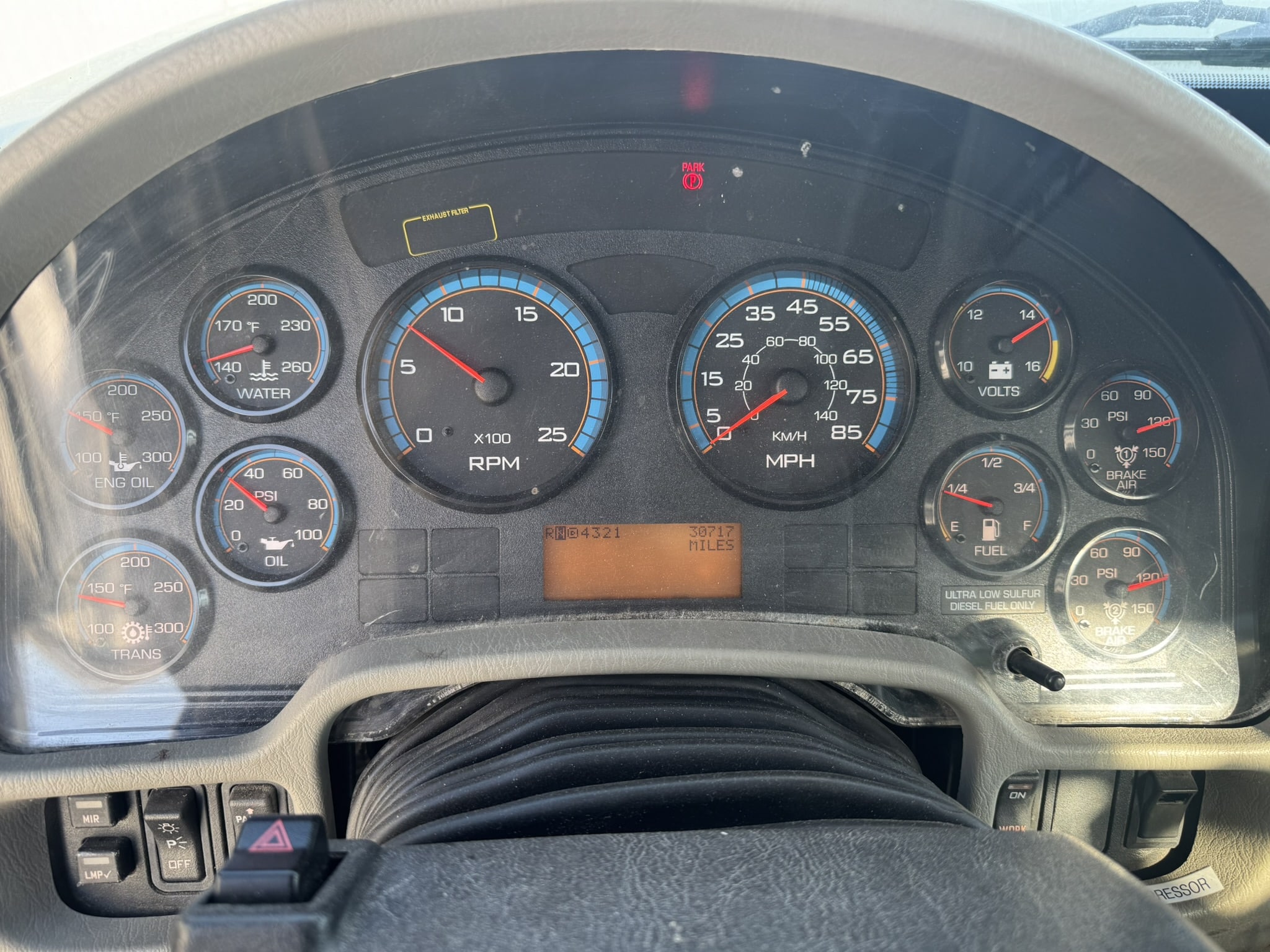 50' TEREX COMMANDER C5050 ON 2012 INTERNATIONAL 7600 SBA 6X4 CHASSIS WITH VANAIR AIR COMPRESSOR - Image 13