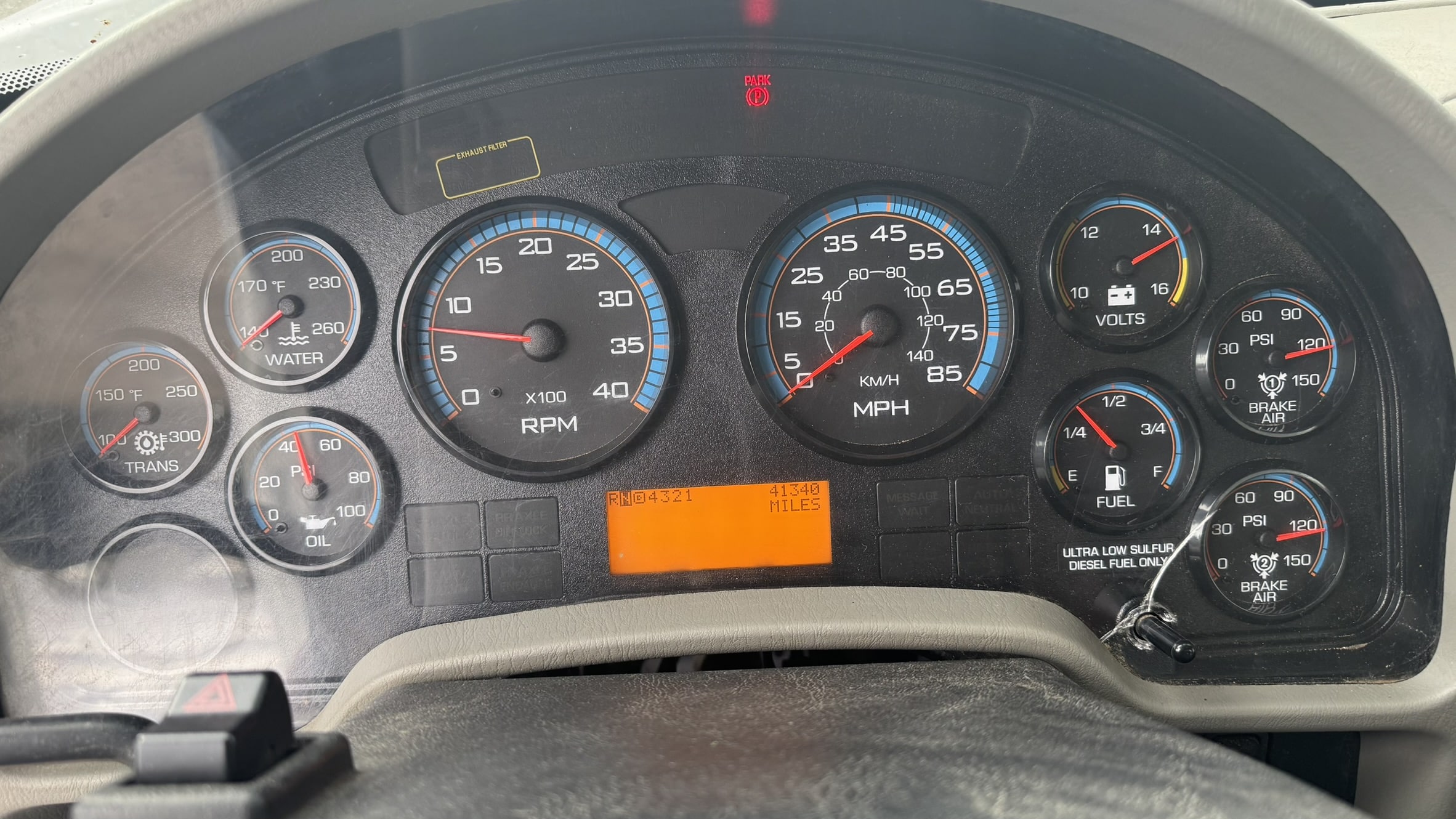 47' ALTEC DM47B-TR ON 2016 INTERNATIONAL 7300 4X4 CHASSIS - Image 14