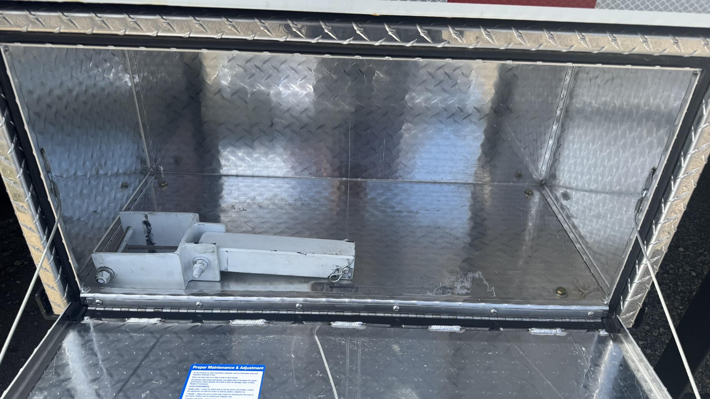 47' ALTEC DC47TR DIGGER DERRICK ON 2024 FREIGHTLINER M2 106 CHASSIS- UNDER 600 MILES SINCE NEW- FRESH INDEPENDENT BOOM CERTIFICATION - Image 24