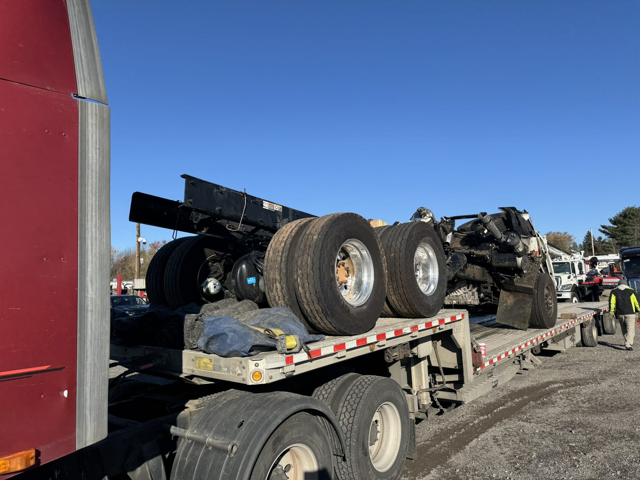 2025 KENWORTH L-770 & 2025 PETERBILT PB520 TRUCKS/PARTS - Image 21