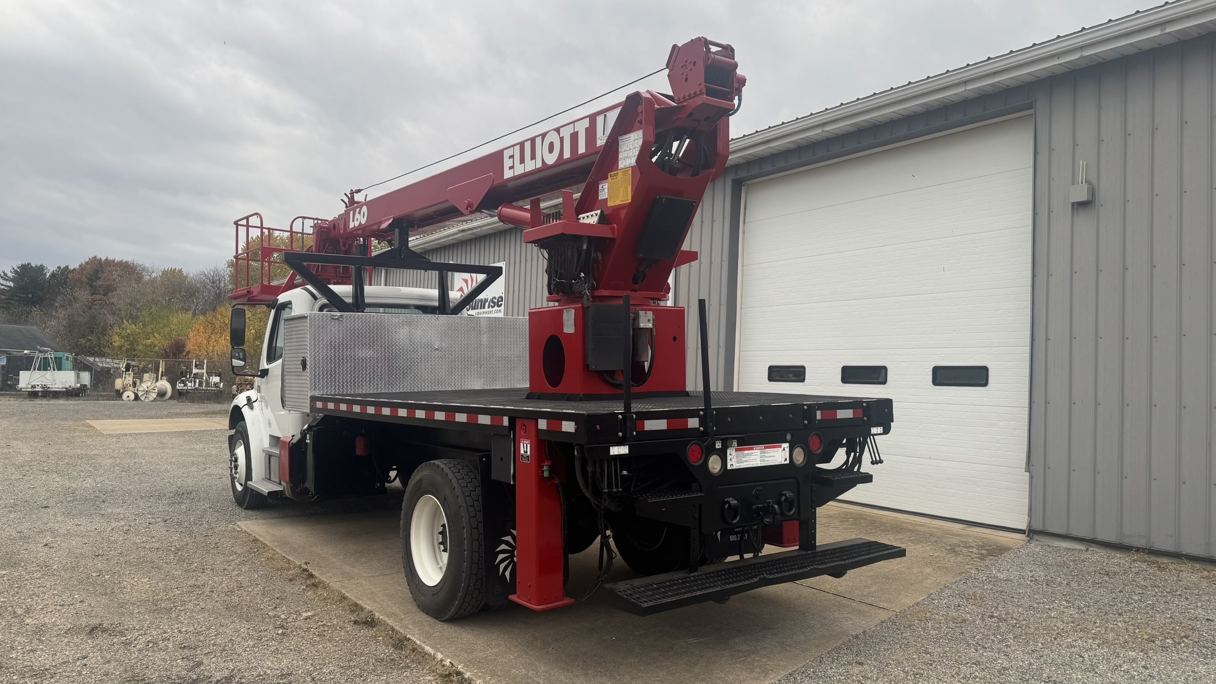 ELLIOTT L60R ON 2014 FREIGHTLINER M2-106 CHASSIS - Image 4
