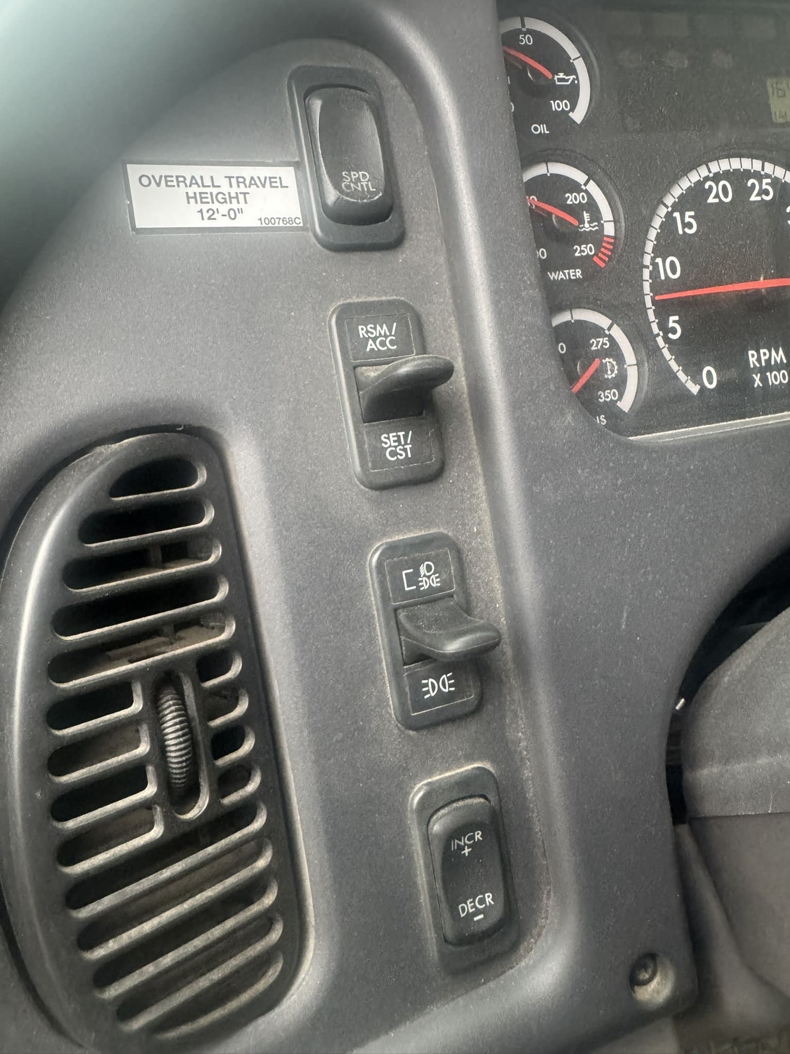 ELLIOTT L60R ON 2014 FREIGHTLINER M2-106 CHASSIS - Image 13