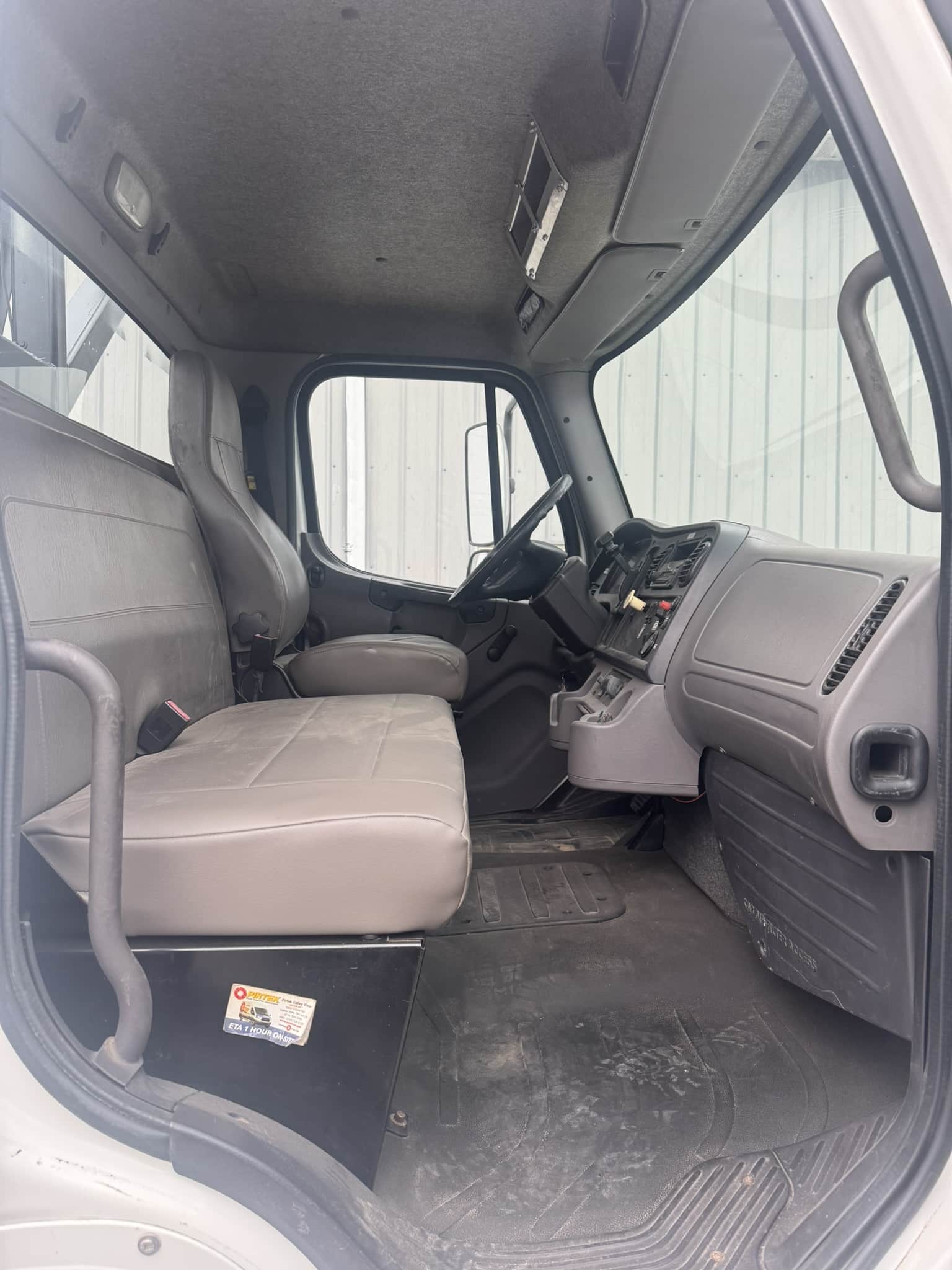 ELLIOTT L60R ON 2014 FREIGHTLINER M2-106 CHASSIS - Image 19