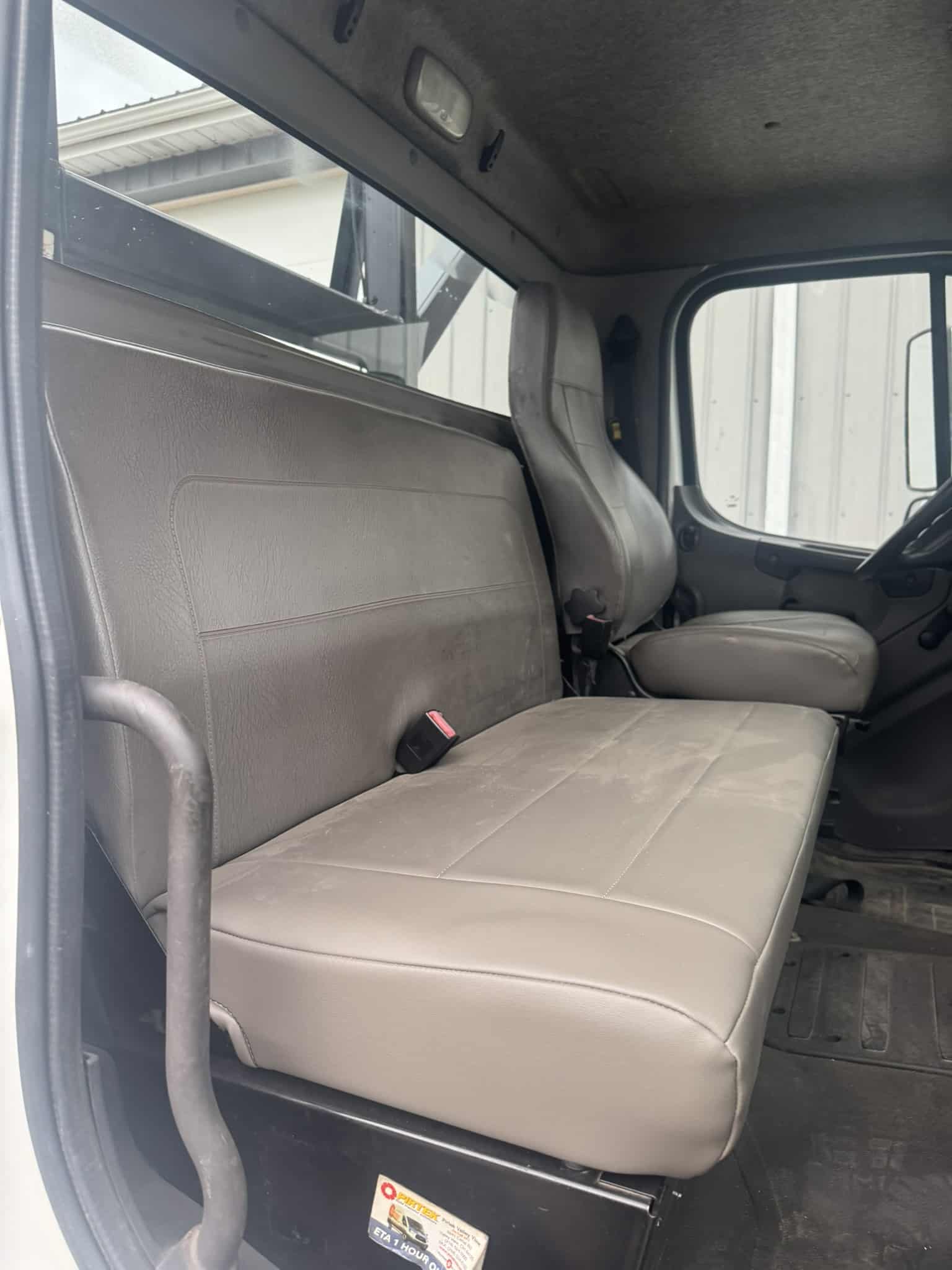 ELLIOTT L60R ON 2014 FREIGHTLINER M2-106 CHASSIS - Image 20