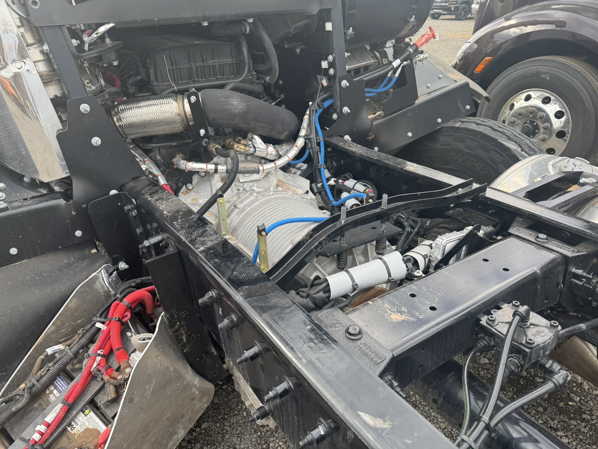 2025 KENWORTH L-770 & 2025 PETERBILT PB520 TRUCKS/PARTS - Image 33