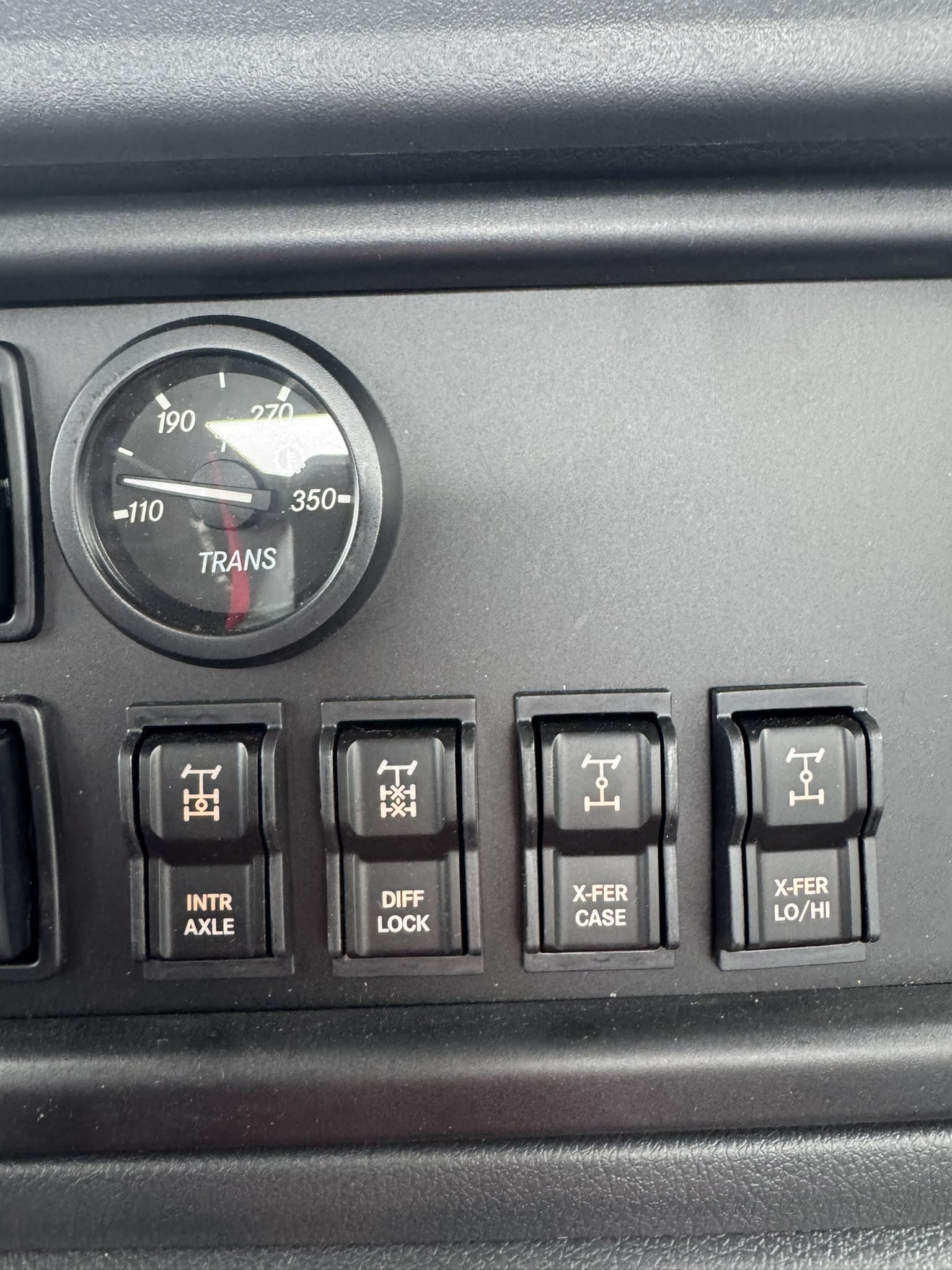 2026 FREIGHTLINER M2 106 PLUS 6X6 CAB & CHASSIS - Image 16