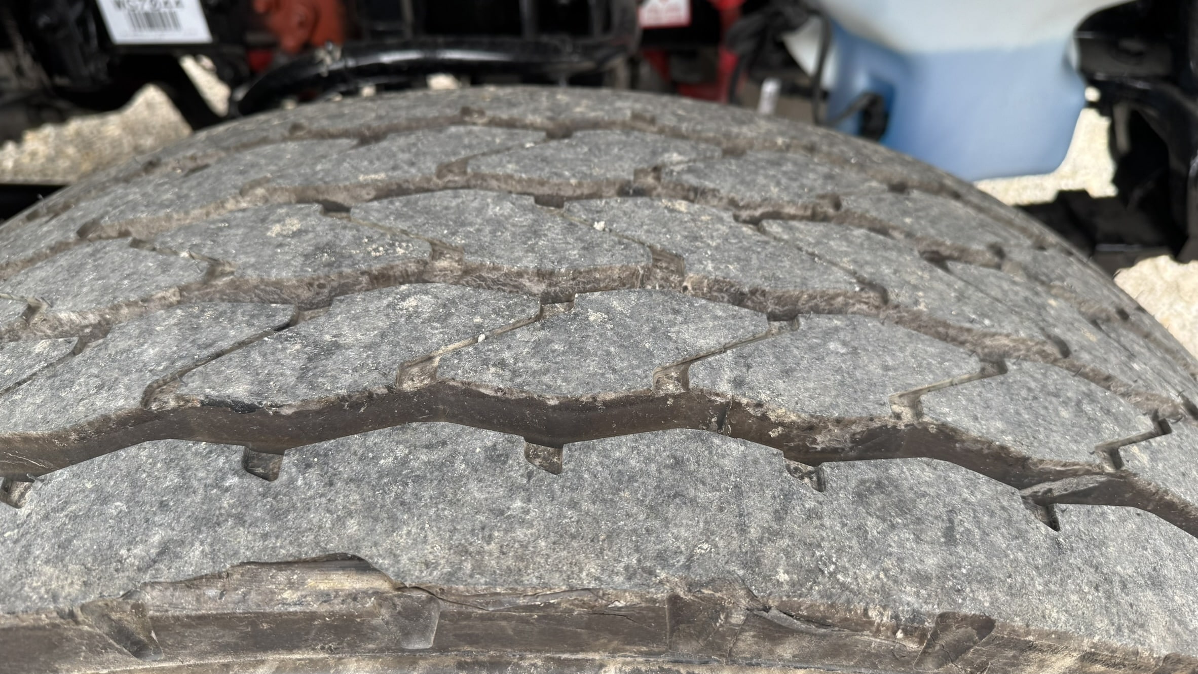 2026 FREIGHTLINER M2 106 PLUS 6X6 CAB & CHASSIS - Image 24