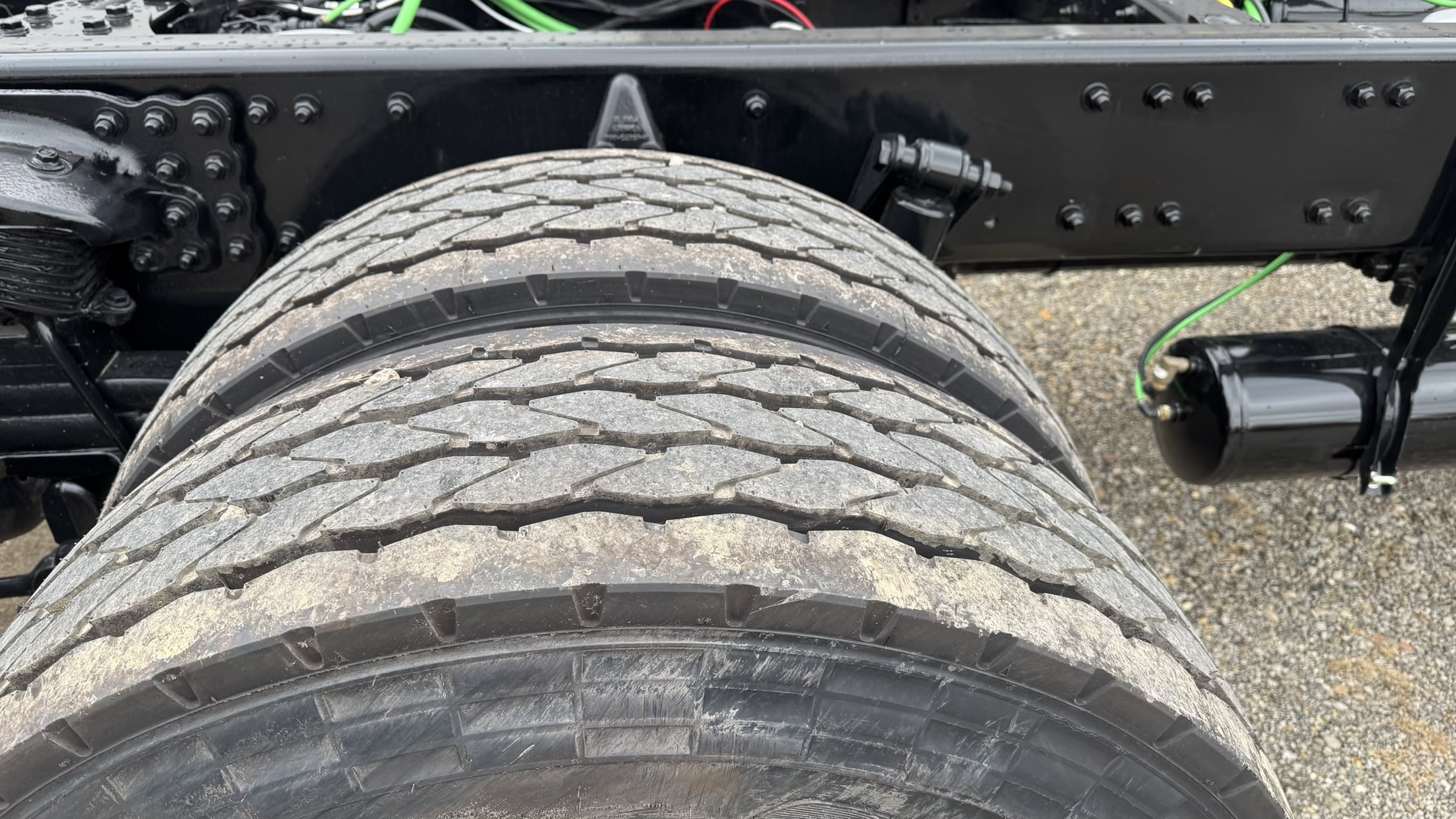 2026 FREIGHTLINER M2 106 PLUS 6X6 CAB & CHASSIS - Image 29