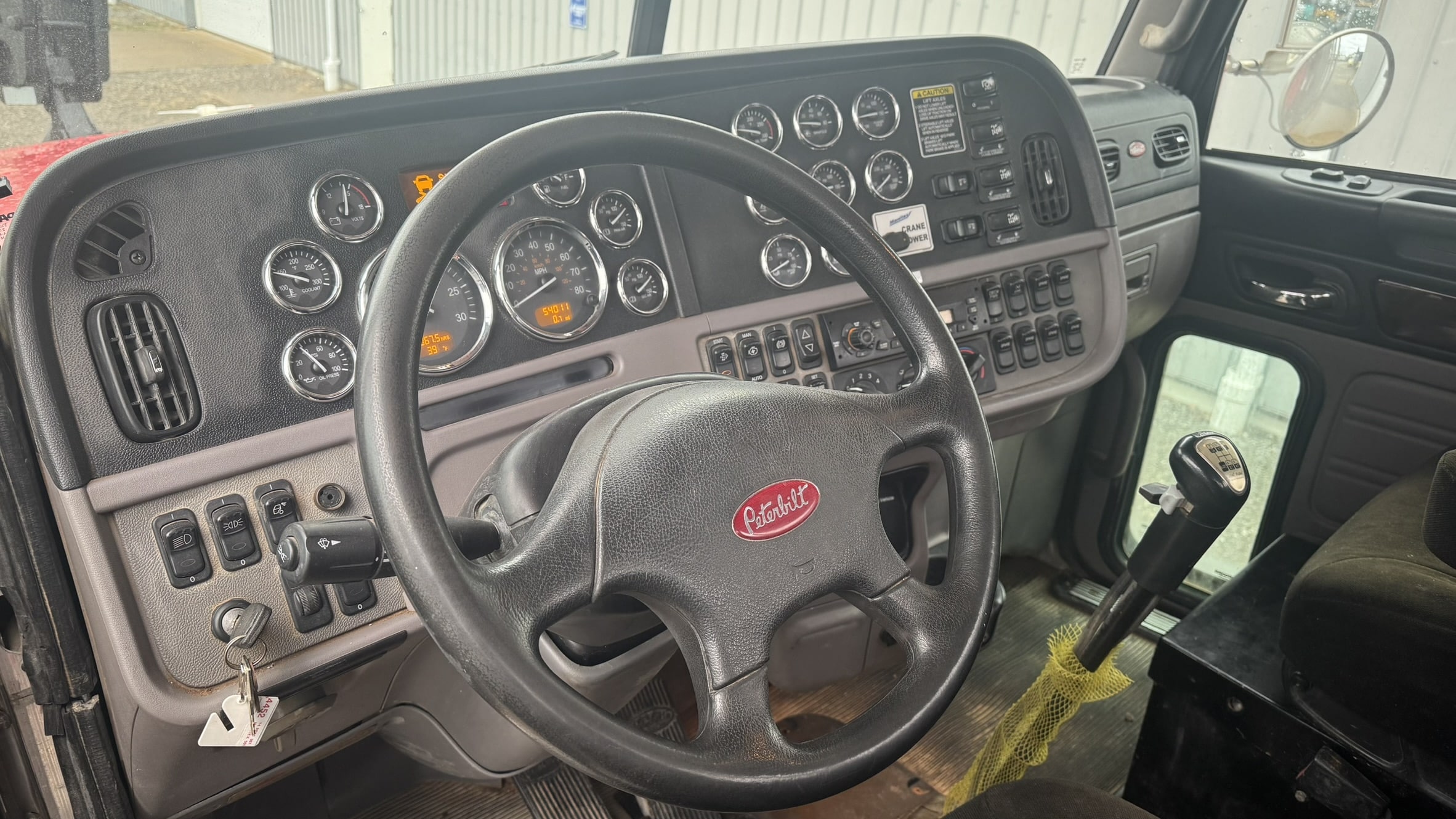 50 TON MANITEX 50155 CRANE ON A 2014 PETERBILT 367 CHASSIS- 155' BOOM - Image 12