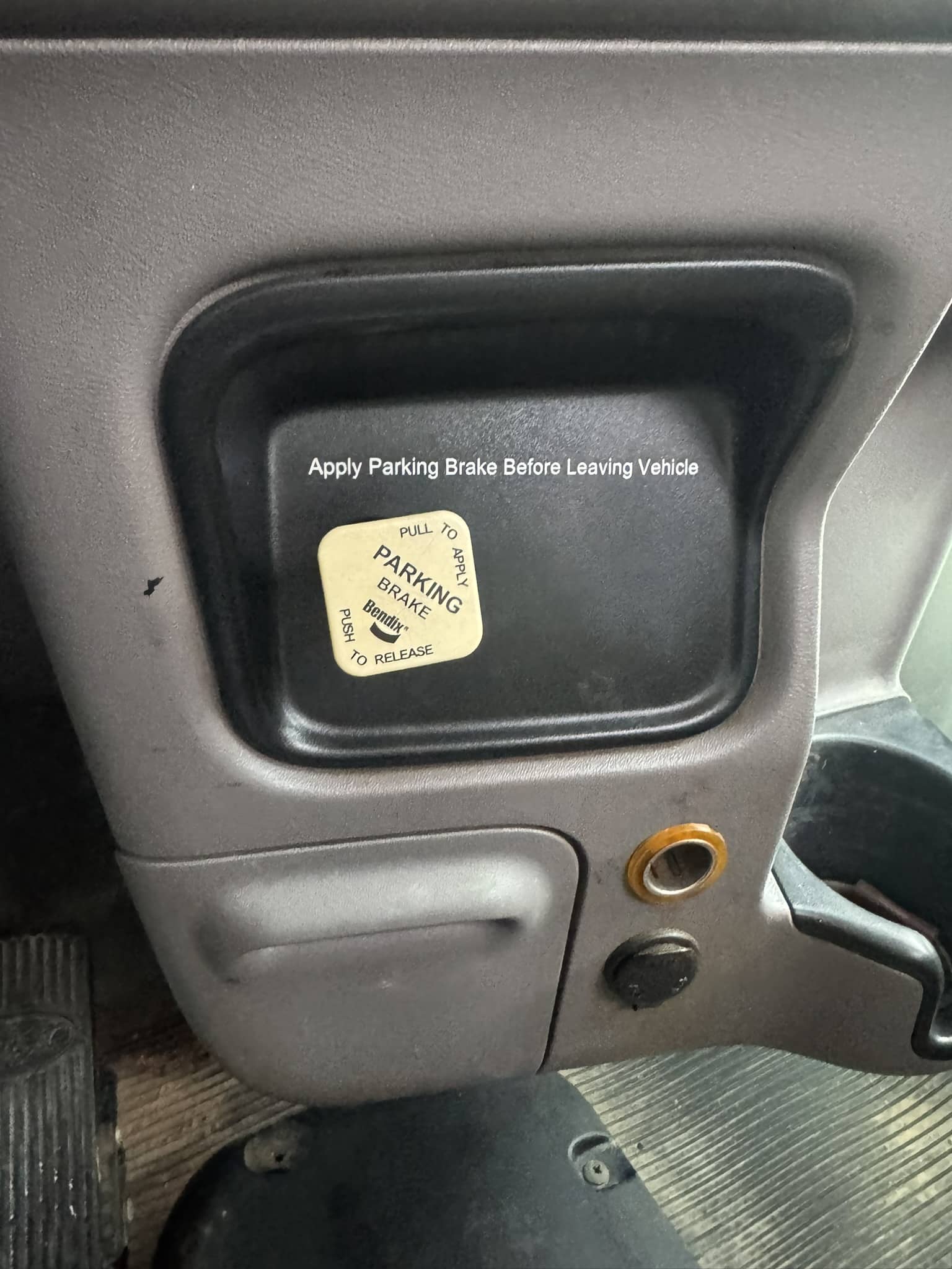 50 TON MANITEX 50155 CRANE ON A 2014 PETERBILT 367 CHASSIS- 155' BOOM - Image 21