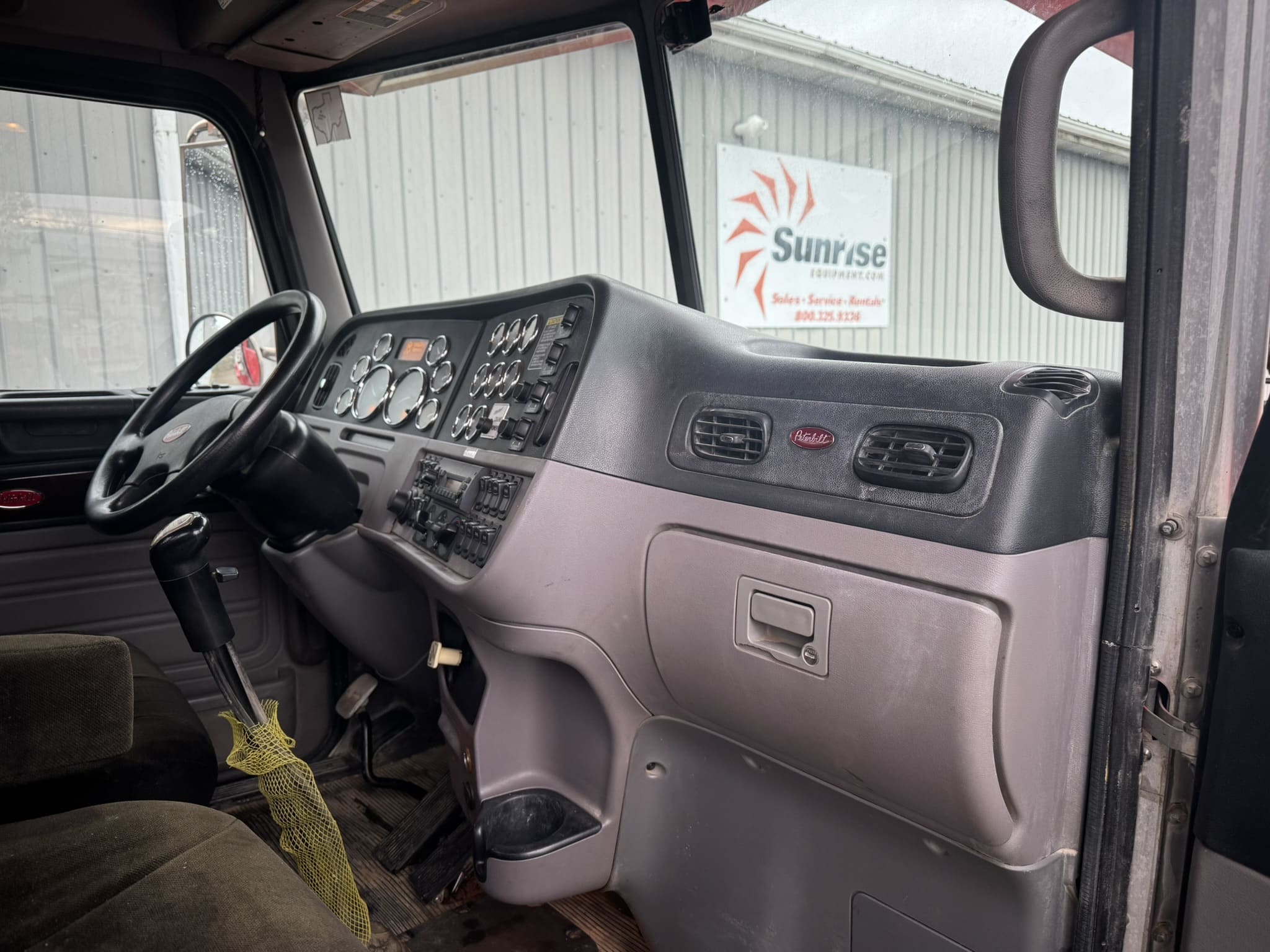 50 TON MANITEX 50155 CRANE ON A 2014 PETERBILT 367 CHASSIS- 155' BOOM - Image 25