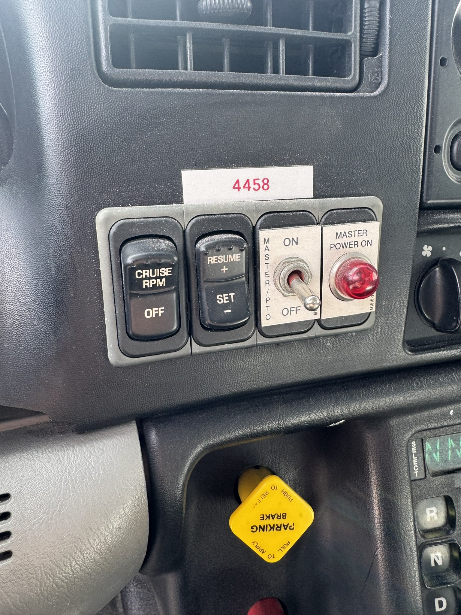 60' VERSALIFT VO355MHI ON 2009 FORD F750 CHASSIS 4X2 - Image 21