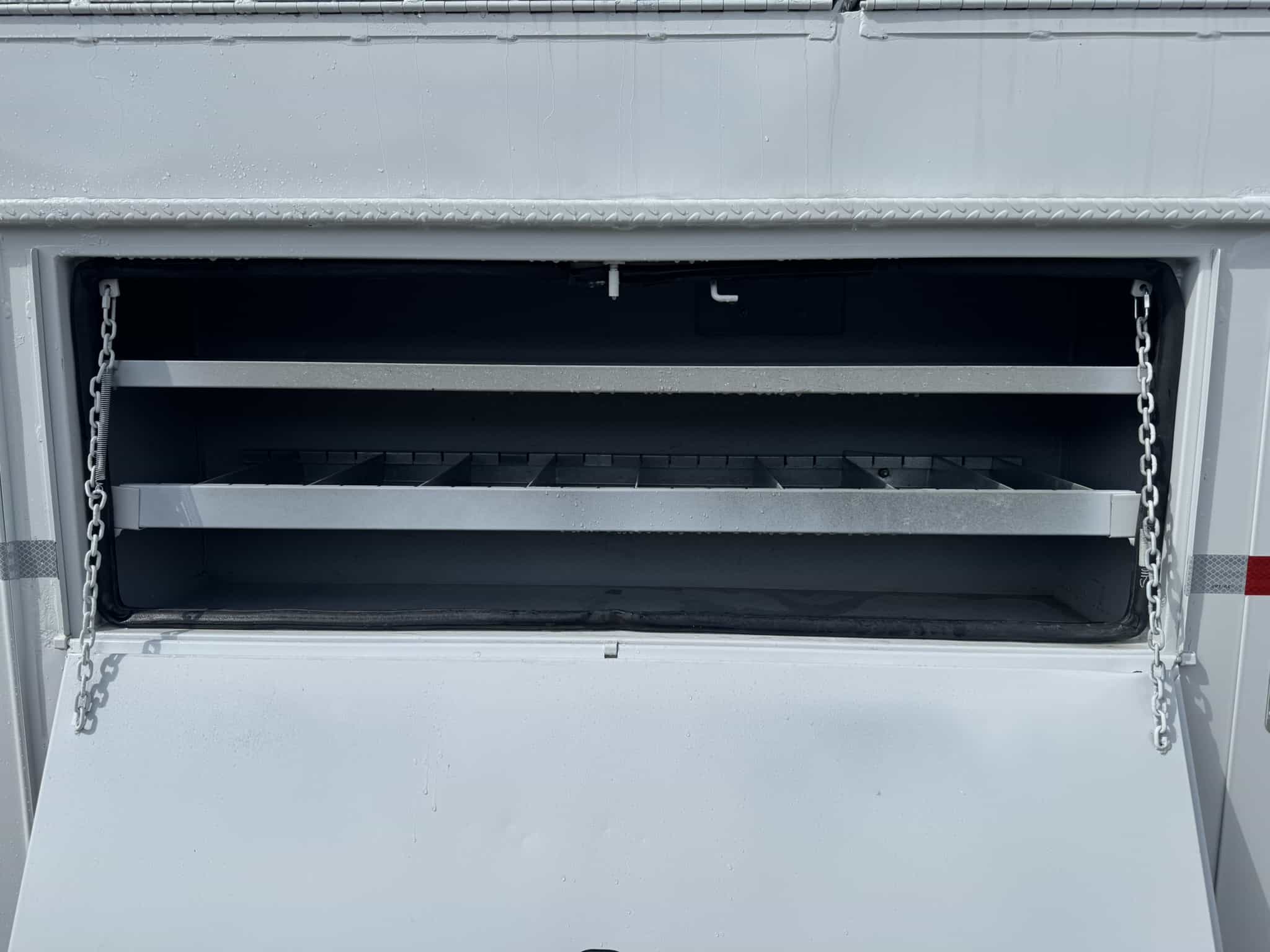 60' VERSALIFT VO355MHI ON 2009 FORD F750 CHASSIS 4X2 - Image 26