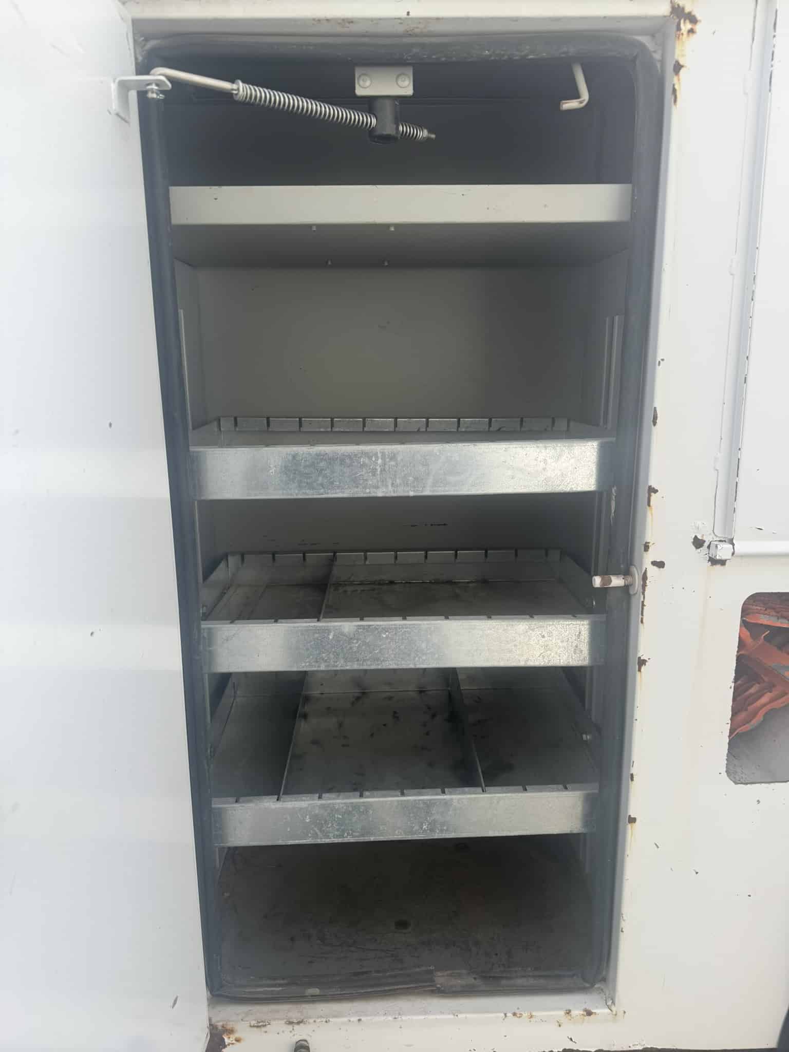 VERSALIFT TMP2050T DIGGER DERRICK ON A 2014 FORD F750 4X2 CHASSIS - Image 20