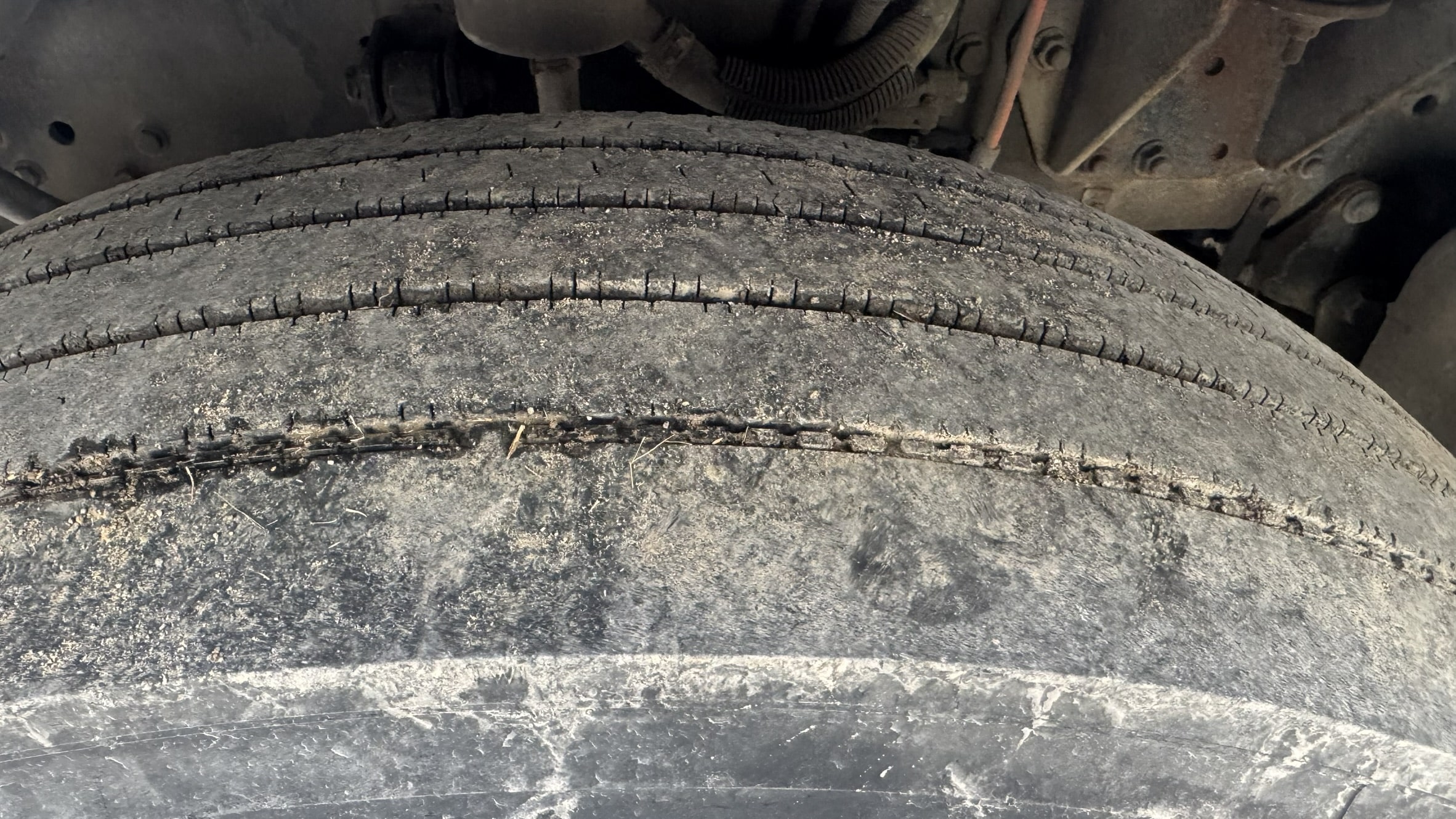 60' VERSALIFT VO455MHI ON 2012 FORD F750 4X2 CHASSIS - Image 36