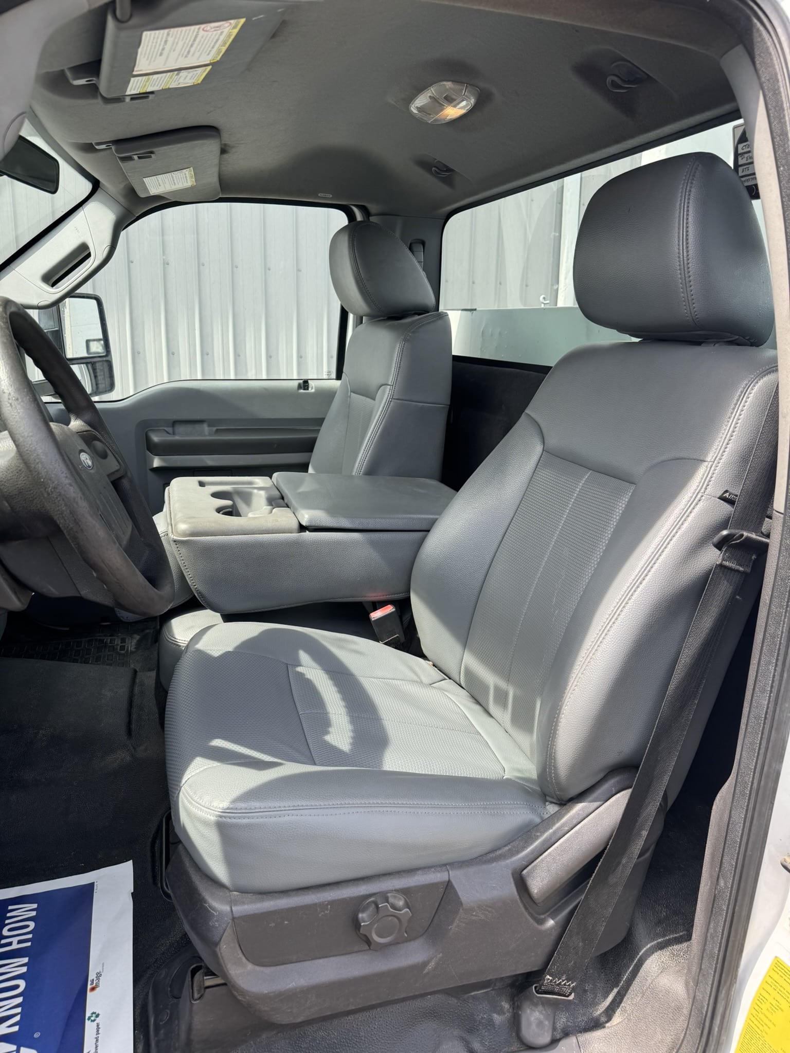 42' ETI ETC 37 IH ON A 2015 FORD F-550 4x2 CHASSIS - Image 11