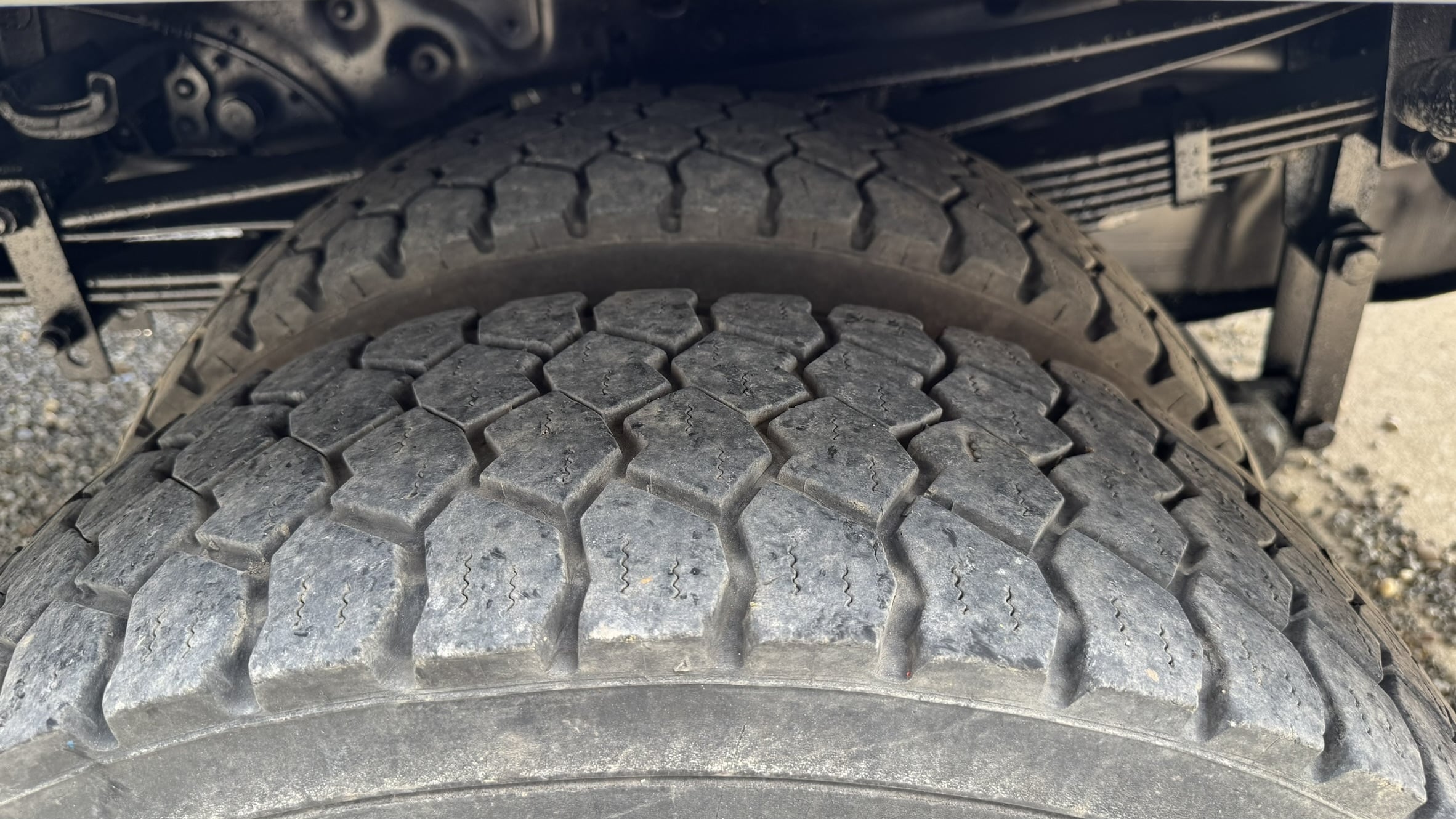 42' ETI ETC 37 IH ON A 2015 FORD F-550 4x2 CHASSIS - Image 30