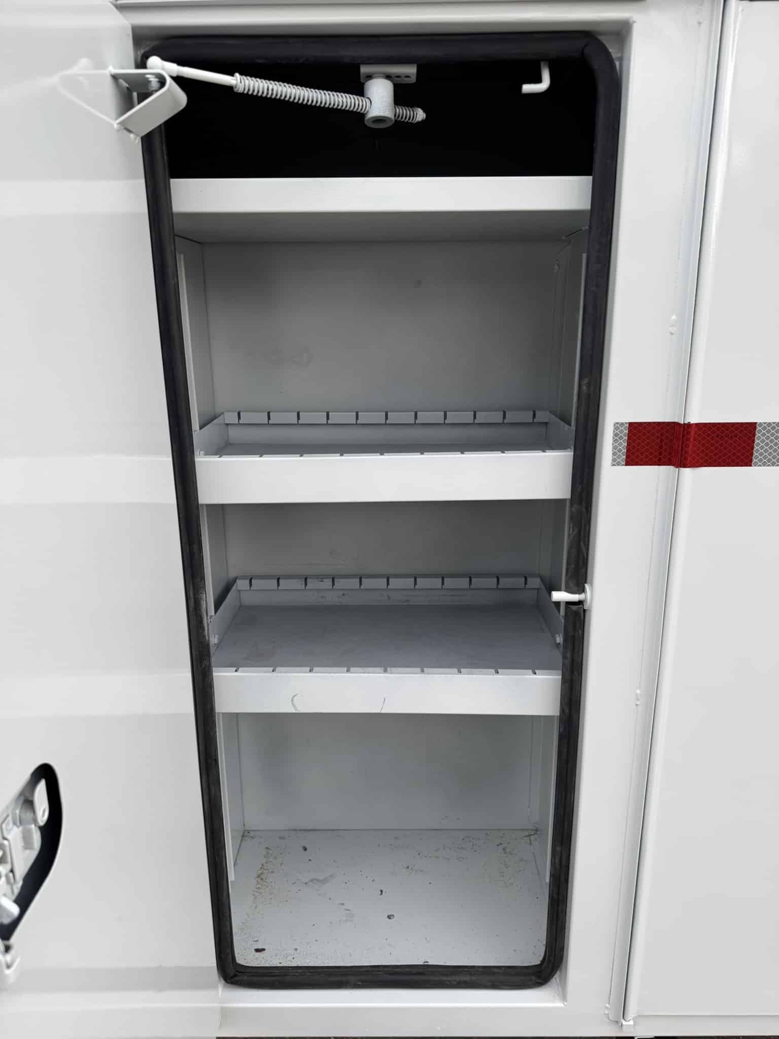 65' VERSALIFT VO360XMHI-01 ON 2015 FORD F750 4X2 CHASSIS - Image 24