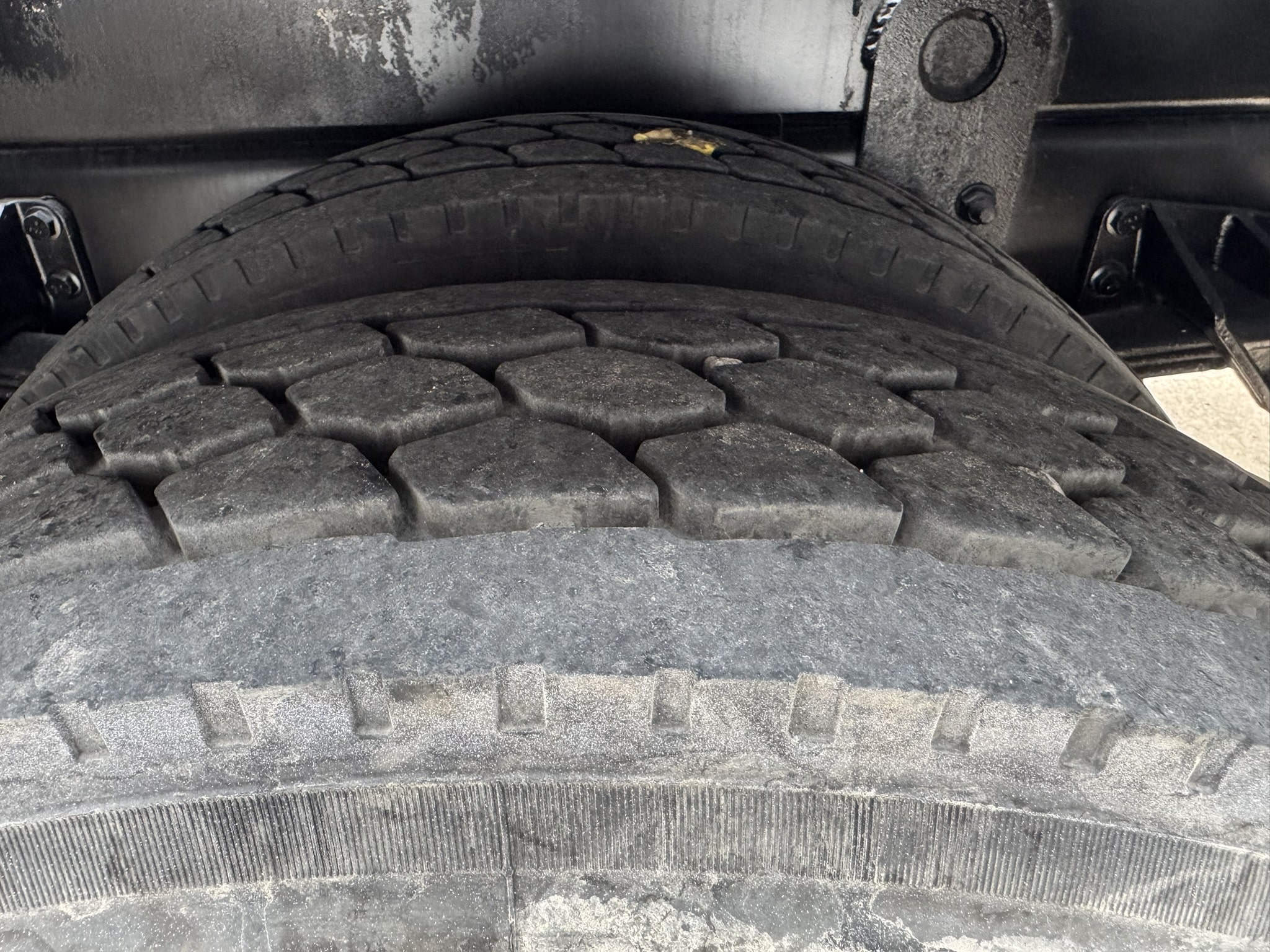 65' VERSALIFT VO360XMHI-01 ON 2015 FORD F750 4X2 CHASSIS - Image 37