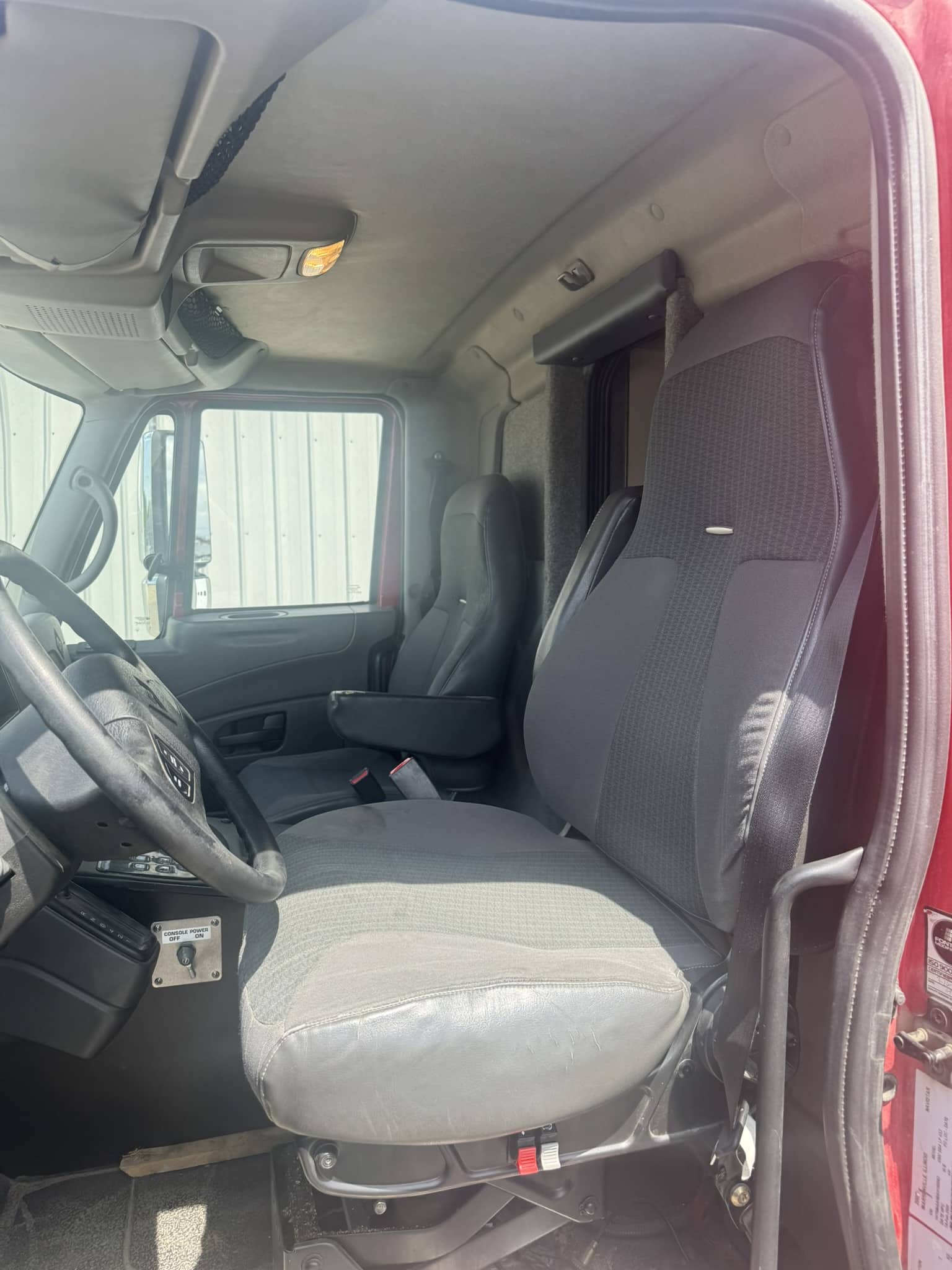 2009 INTERNATIONAL 4300SBA LP 4X2 AMBULANCE - Image 11