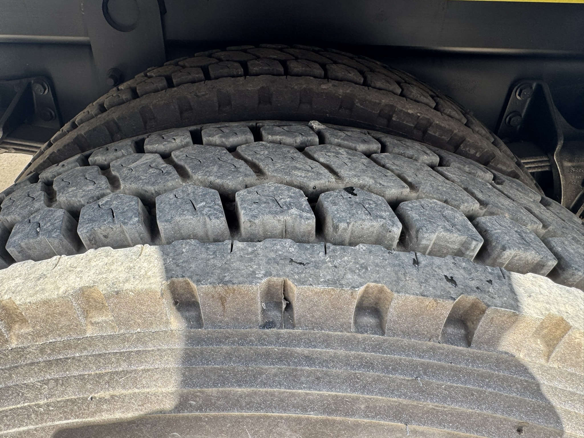 65' VERSALIFT VO360XMHI-01 ON 2015 FORD F750 4X2 CHASSIS - Image 37