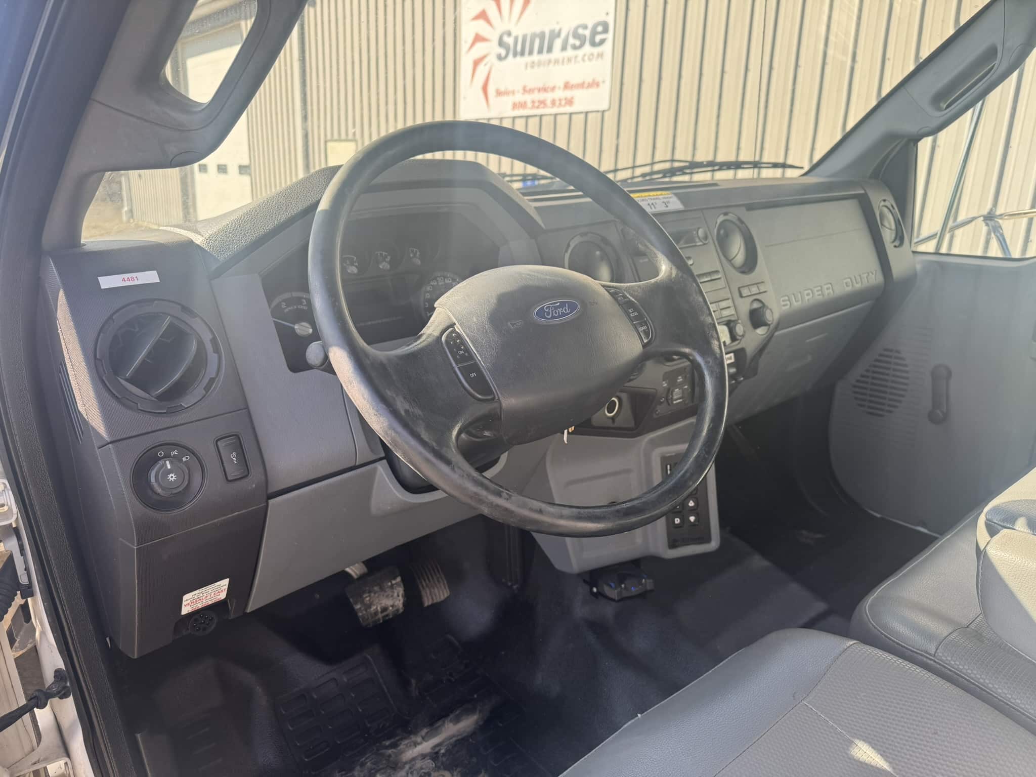 65' VERSALIFT VO360XMHI-01 ON 2015 FORD F750 4X2 CHASSIS - Image 12