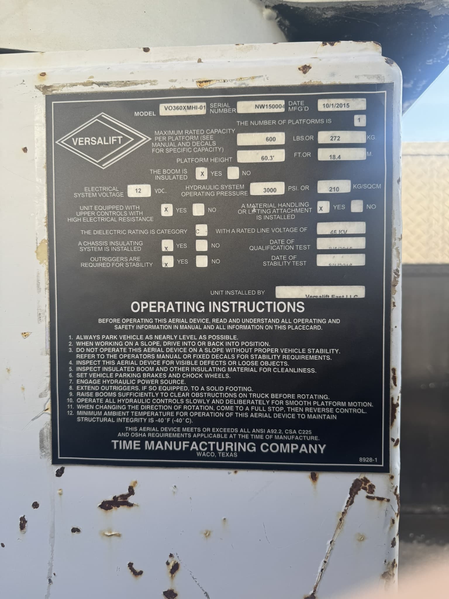 65' VERSALIFT VO360XMHI-01 ON 2015 FORD F750 4X2 CHASSIS - Image 33