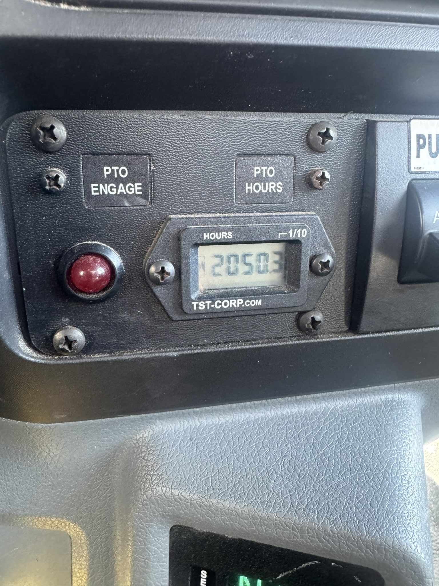 65' VERSALIFT VO360XMHI-01 ON 2015 FORD F750 4X2 CHASSIS - Image 17