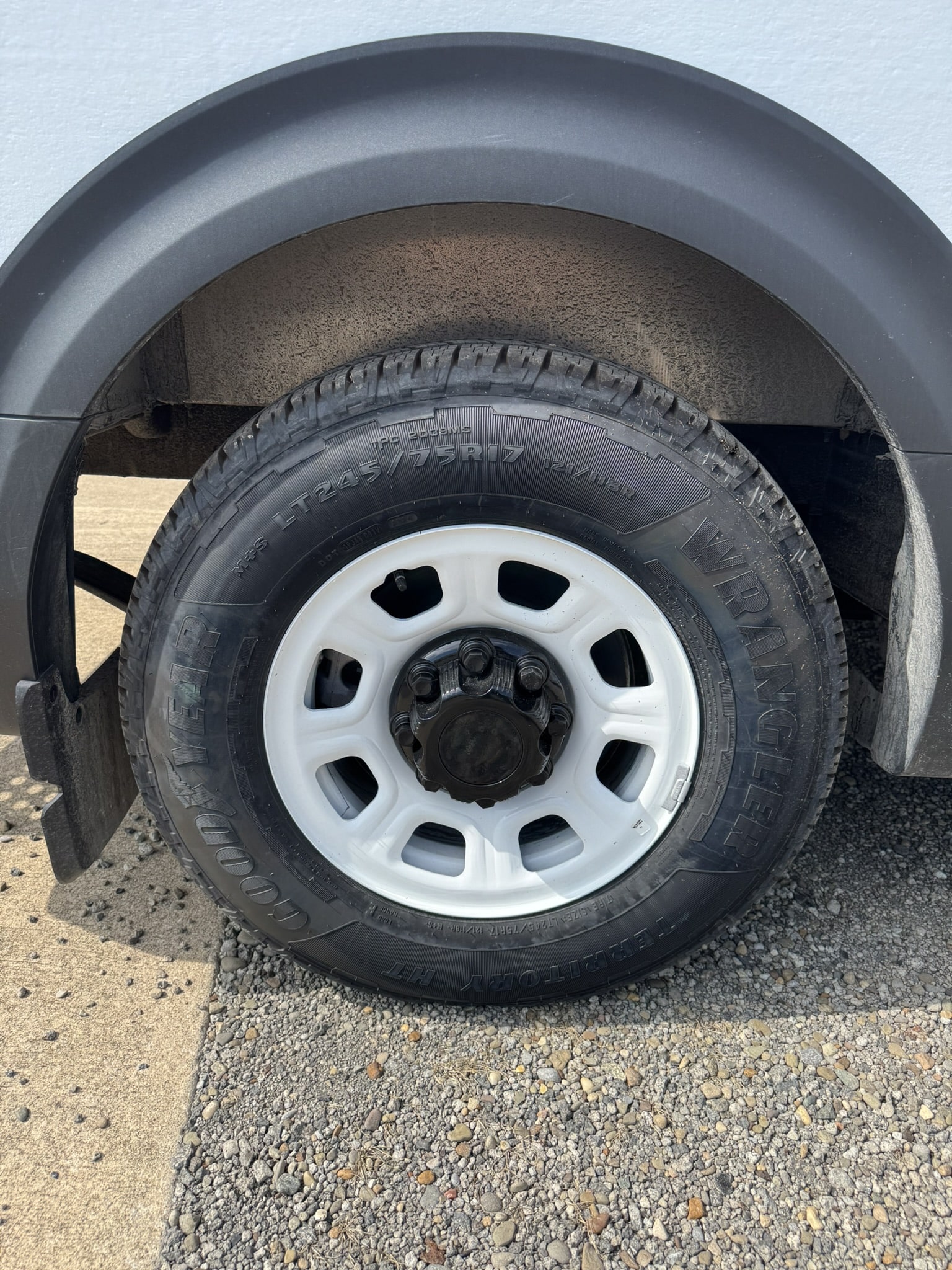 2024 BRIGHTDROP ZEVO 400 AWD ALL ELECTRIC DELIVERY VAN - Image 39